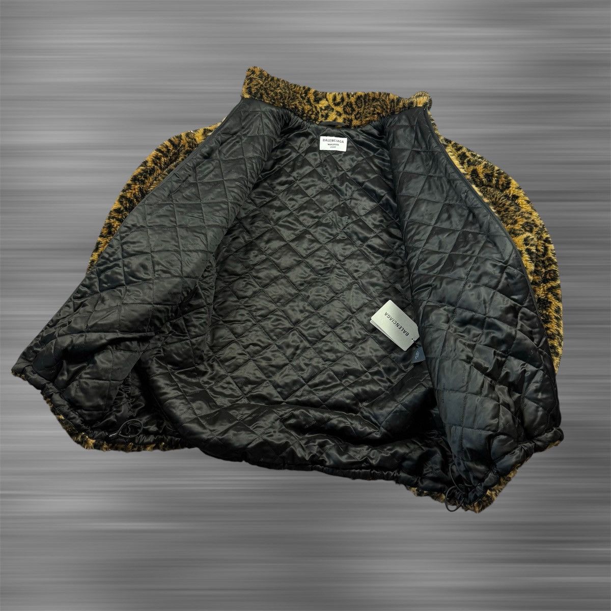 Balenciaga BALENCIAGA Oversized Leopard-Print Faux Fur Jacket Size US L / EU 52-54 / 3 - 5 Thumbnail