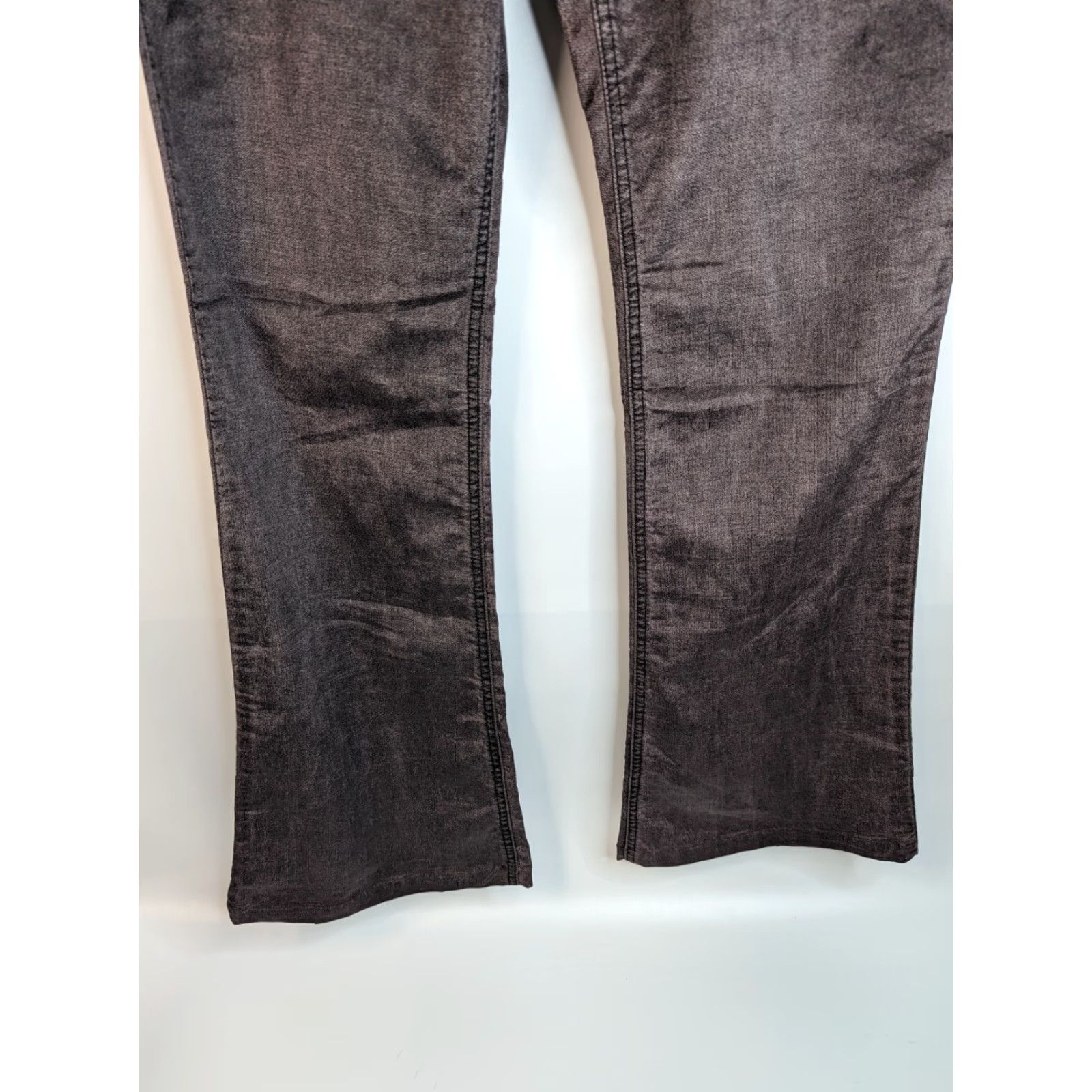 Theory THEORY SEQUOIA VELVET WASH STRETCH FLARE JEANS WOMEN'S 4, MAUVE, COTTON/VISCose/ELASTANE, 31 IN inseam Size 27" / US 4 / IT 40 - 4 Thumbnail