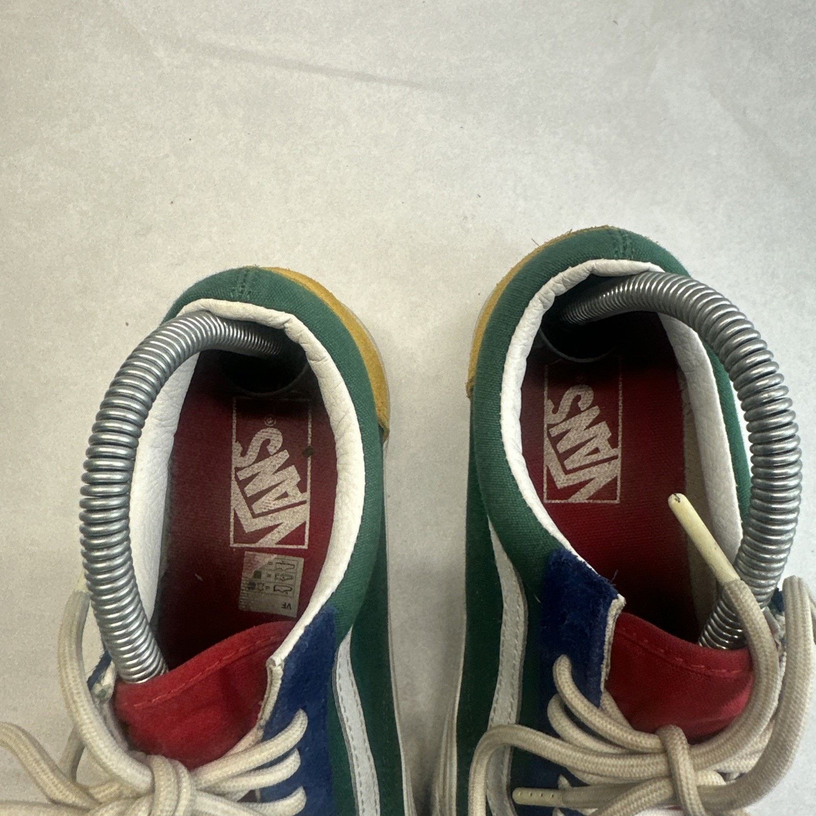 Vans Vans Men Size 6.5 Old Skool Yacht Club Colorblock Sneaker Size US 6.5 / EU 39-40 - 7 Thumbnail