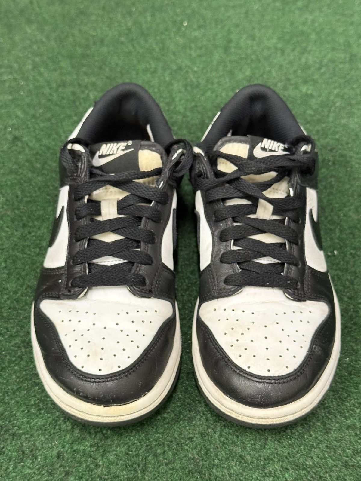 Nike Nike Dunk Low Panda GS CW1590-100 Size US 6 / IT 36 - 2 Thumbnail