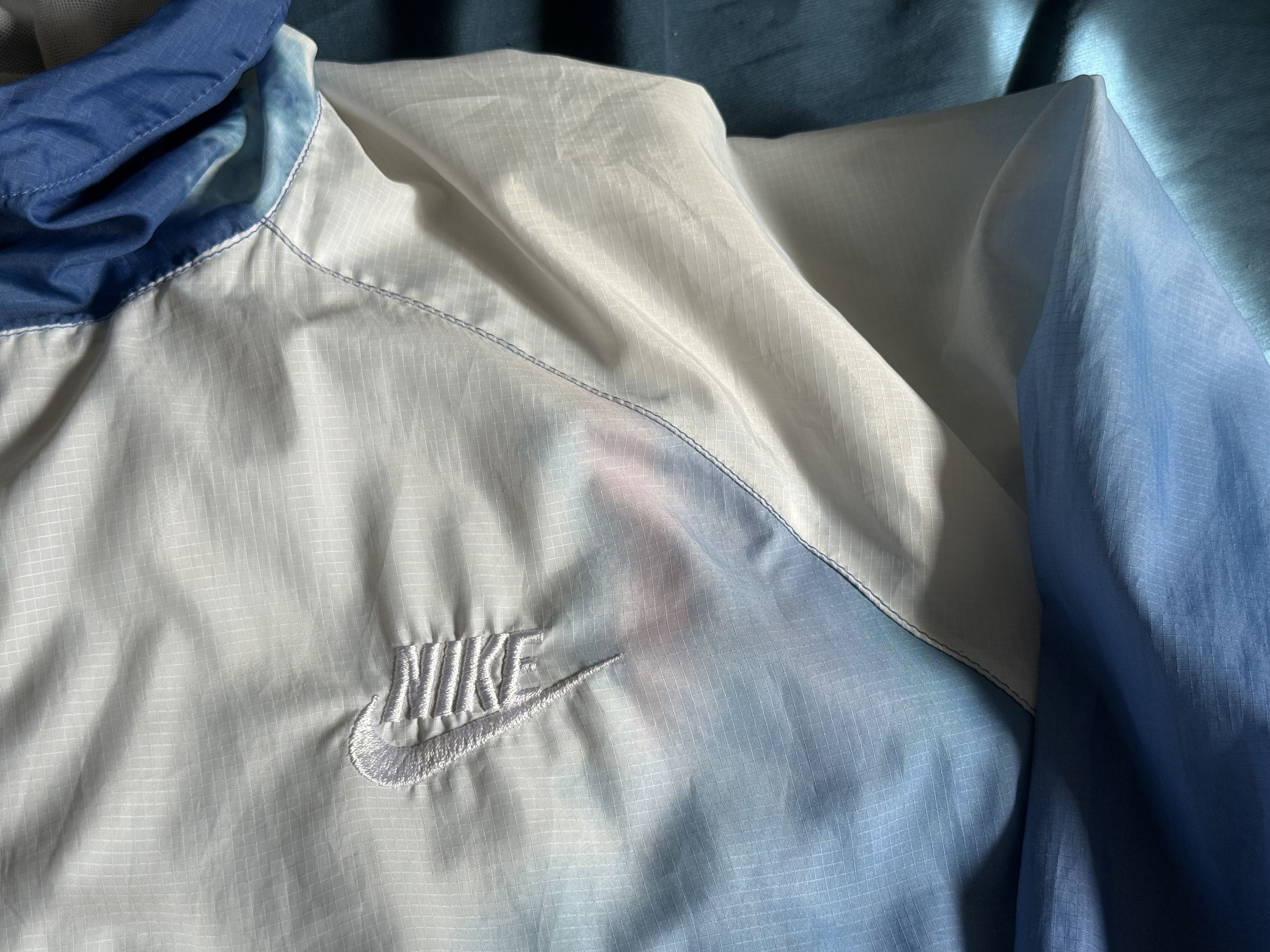 Nike Nike Split Hoodie Windrunner size LARGE "NIGHT & DAY" Size US L / EU 52-54 / 3 - 2 Thumbnail