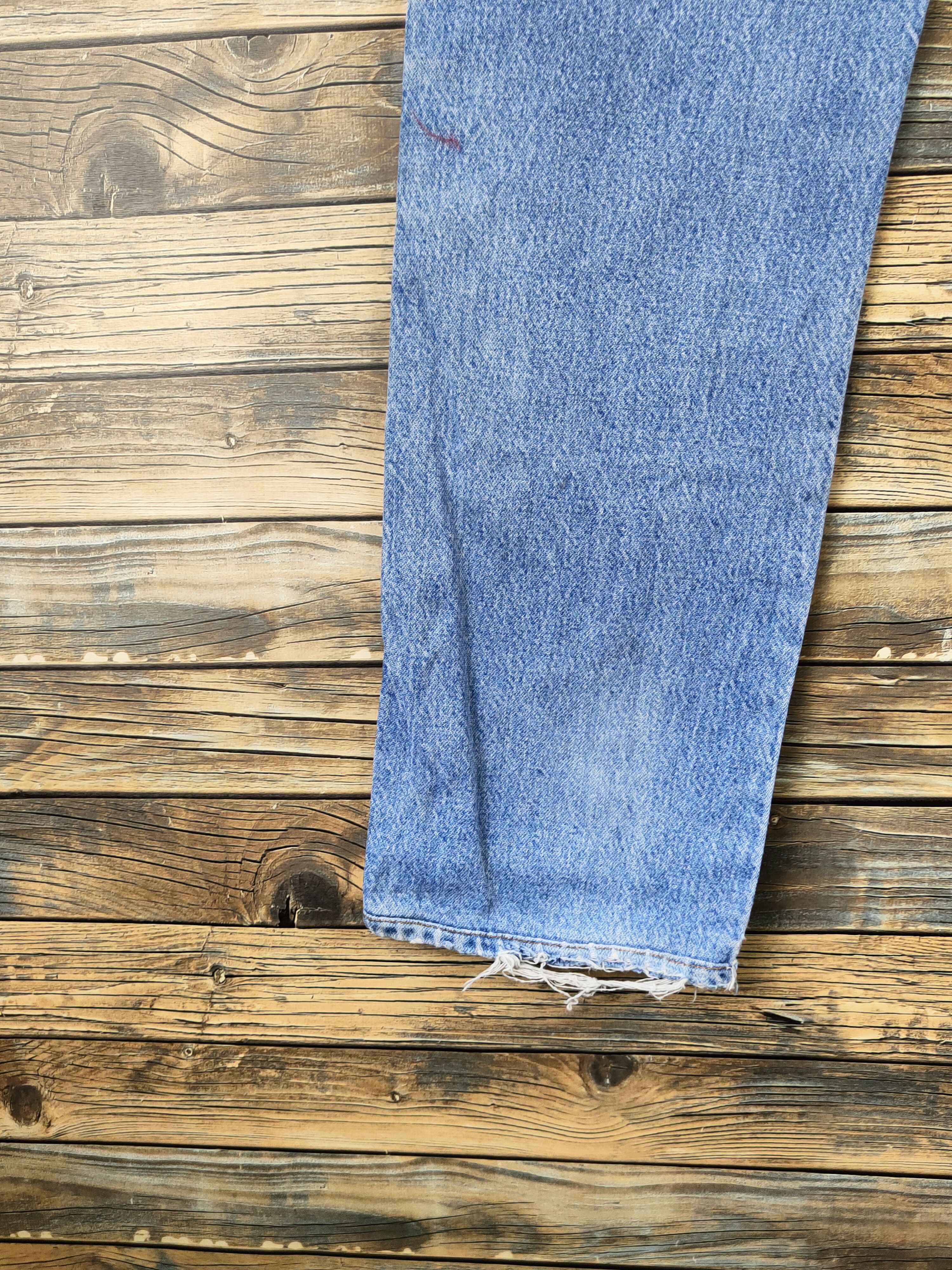 Wrangler DL Wrangler Blue Distressed Ripped denim Jeans #46-102 Size US 32 / EU 48 - 9 Thumbnail