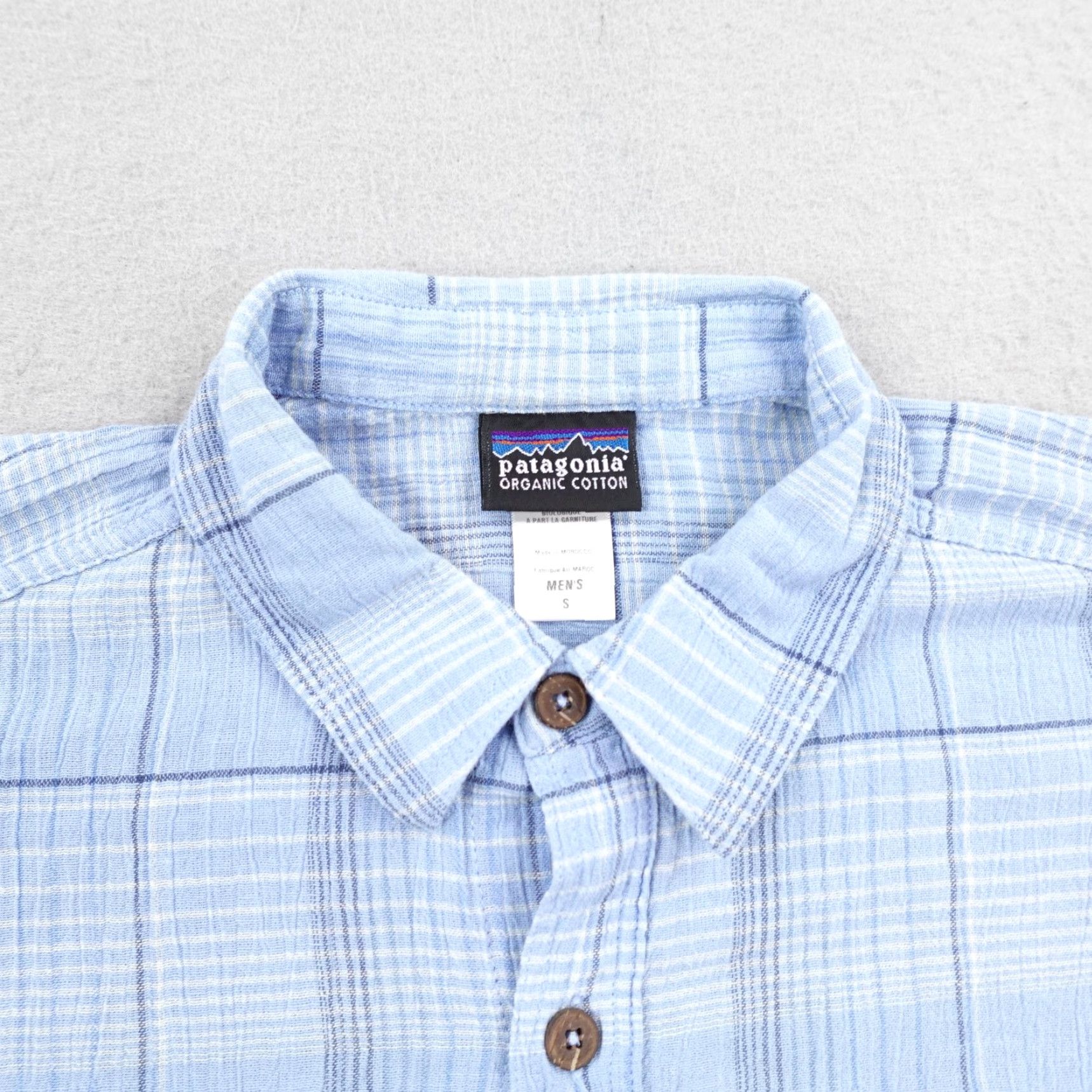Patagonia Patagonia Shirt Mens Small Blue Plaid Organic Cotton Button Up Lightweight Camp Size US S / EU 44-46 / 1 - 2 Thumbnail