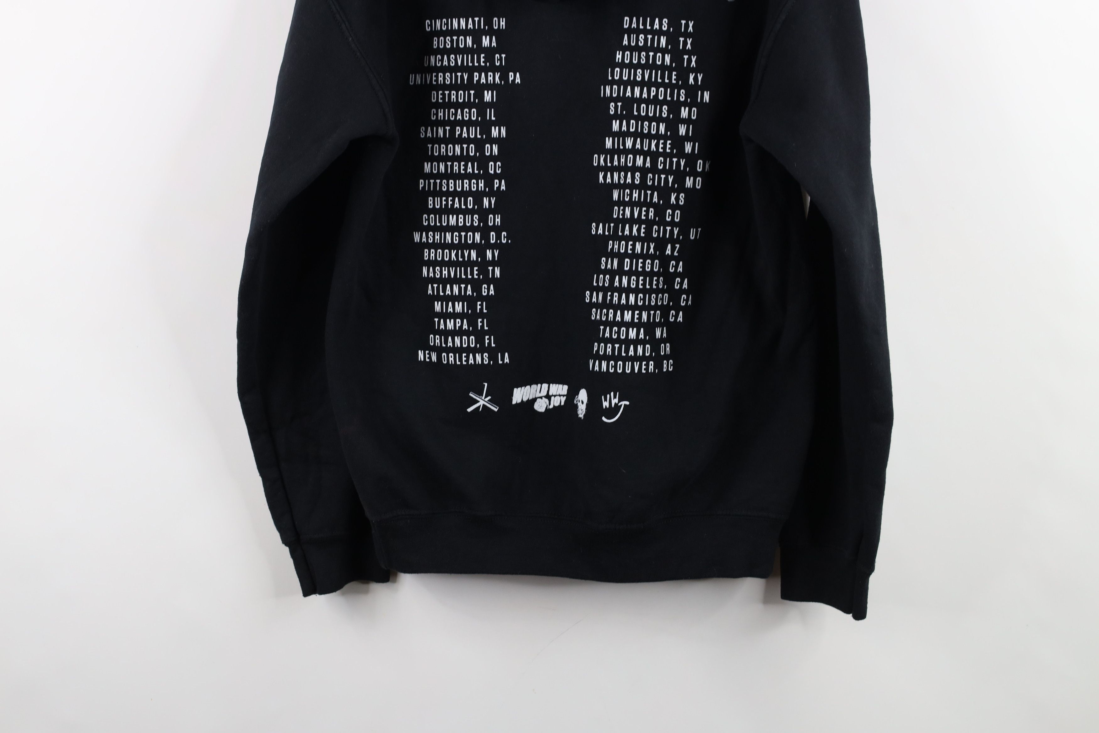 Vintage Vintage Y2K War Joy Tour Chainsmokers Band Hoodie Sweatshirt Size S / US 4 / IT 40 - 15 Thumbnail