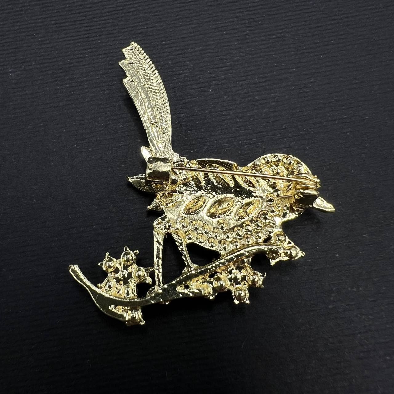 Vintage Bird Brooch Yellow Rhinestone Pin Pink Flower Nature Size ONE SIZE - 3 Thumbnail