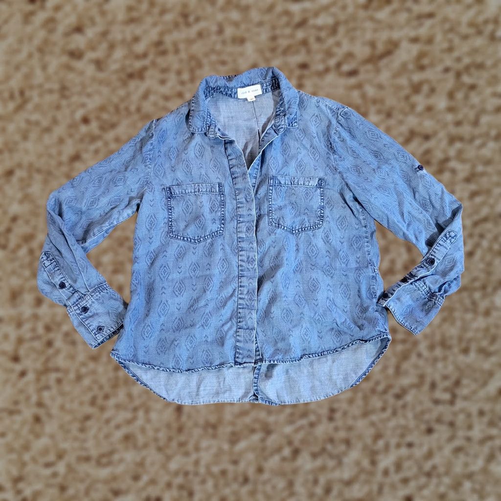Denime Cloth & Stone Top Shirt Womens Medium Blue Chambray Southwest Aztec Casual Shirt Womens M Blue Southwestern Pattern Button Front Blouse Size M / US 6-8 / IT 42-44 - 1 Thumbnail