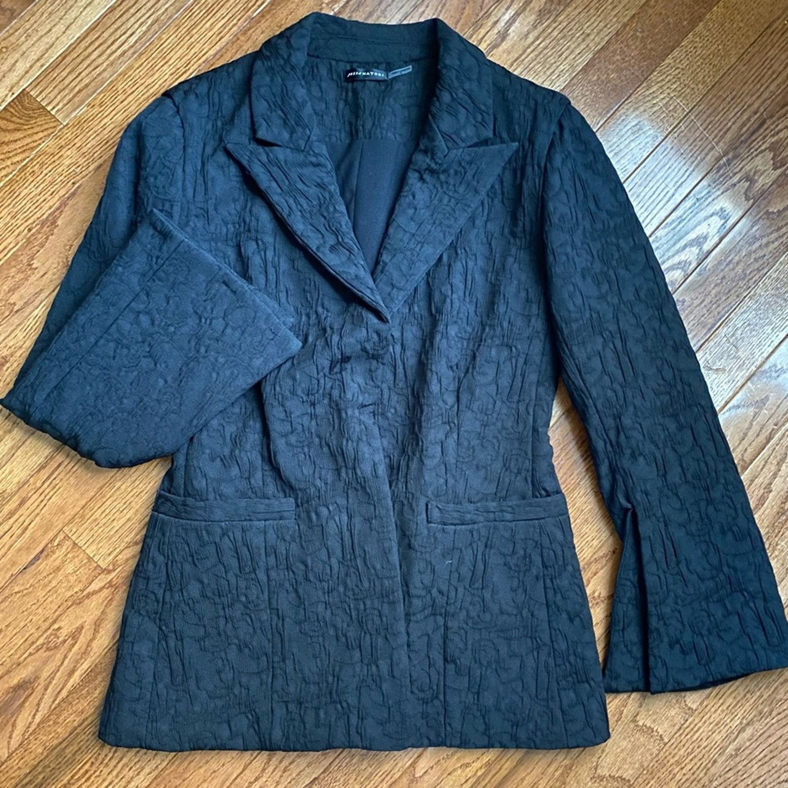 Other Josie Natori $895 Textured Split Sleeve Black Blazer 6 EUC Size M / US 6-8 / IT 42-44 - 2 Thumbnail