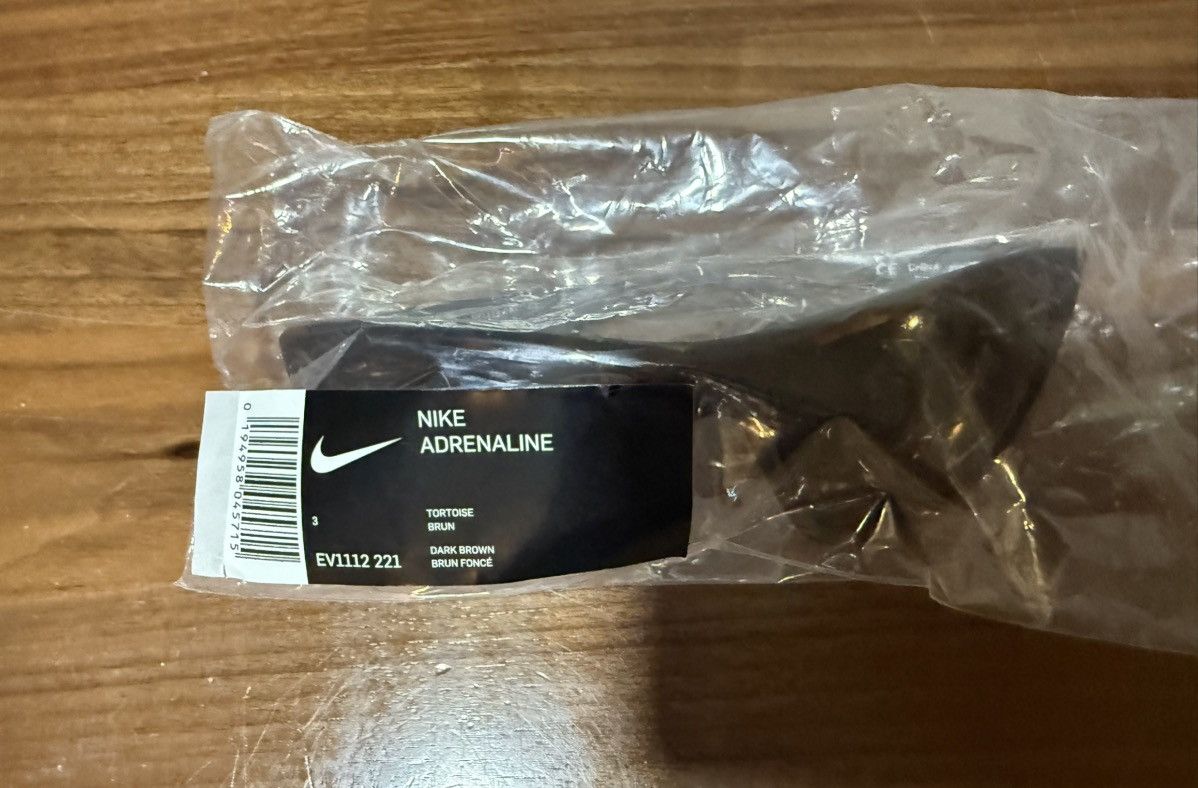 Nike NIKE Adrenaline Sunglasses in Dark Brown Tortoise Brand new Size ONE SIZE - 4 Thumbnail