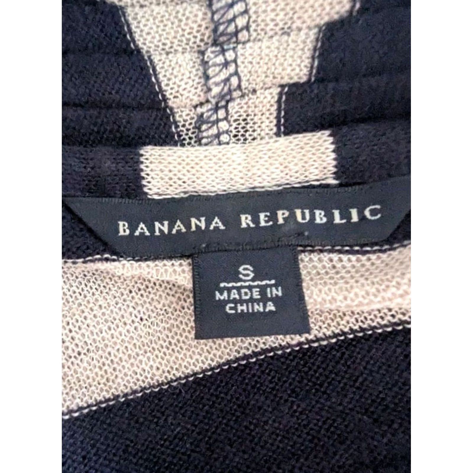 Banana Republic VINTAGE Banana Republic Striped Linen Blend Open Front Sweater Women’s S Sailor Chic EUC Shirt Womens S blue striped cardigan Size S / US 4 / IT 40 - 6 Thumbnail
