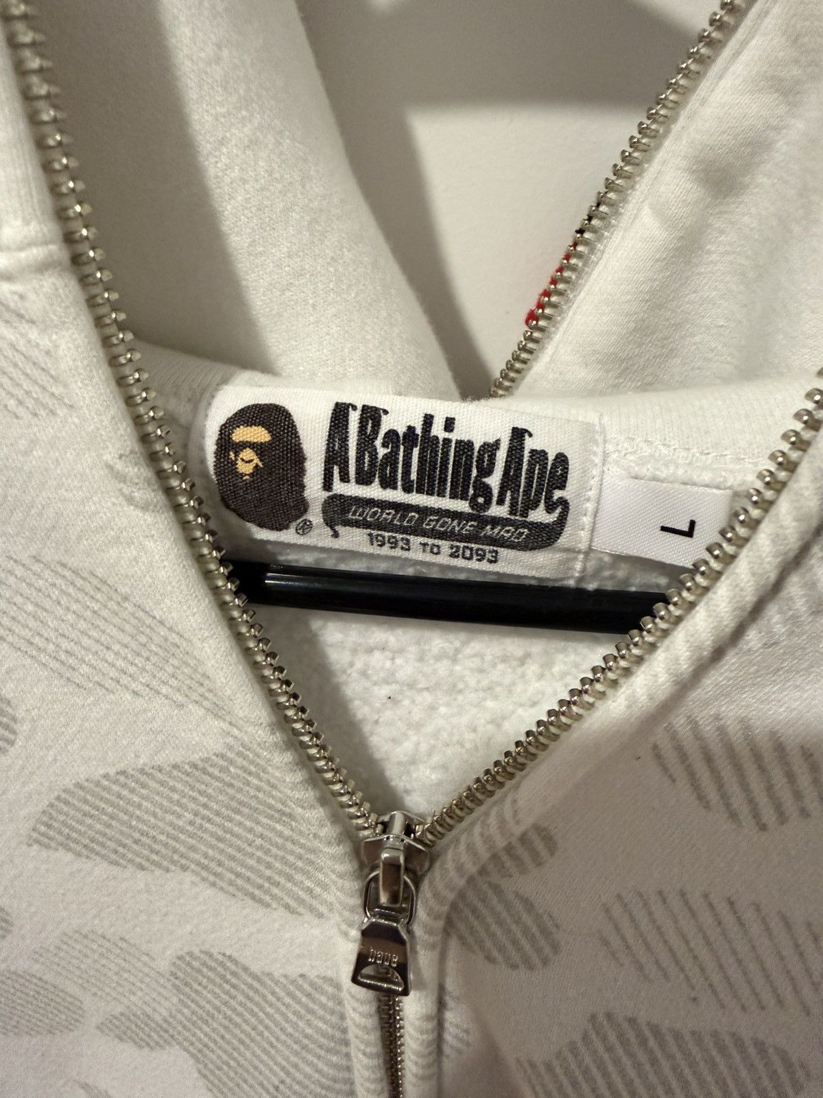 Bape Bape White Camo reflective Shark Zip-Up hoodie Size US L / EU 52-54 / 3 - 9 Thumbnail