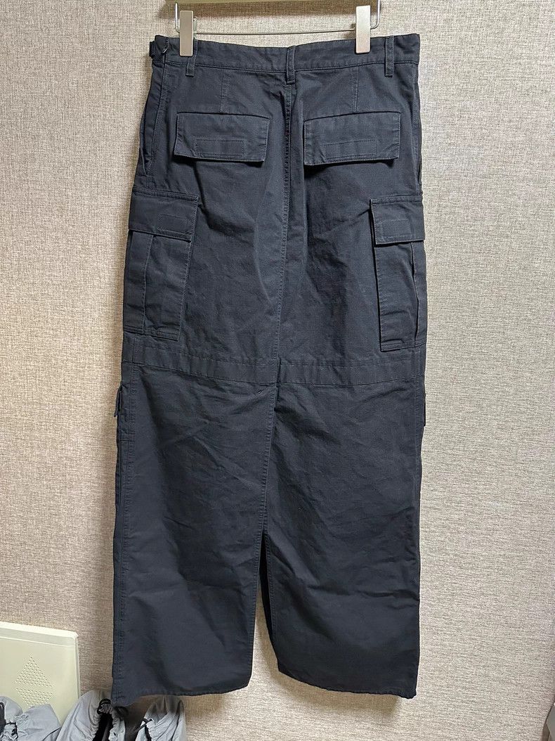 Balenciaga Balenciaga size XS Fake Two-Piece Cargo Skirt Pants Size US 27 - 4 Thumbnail