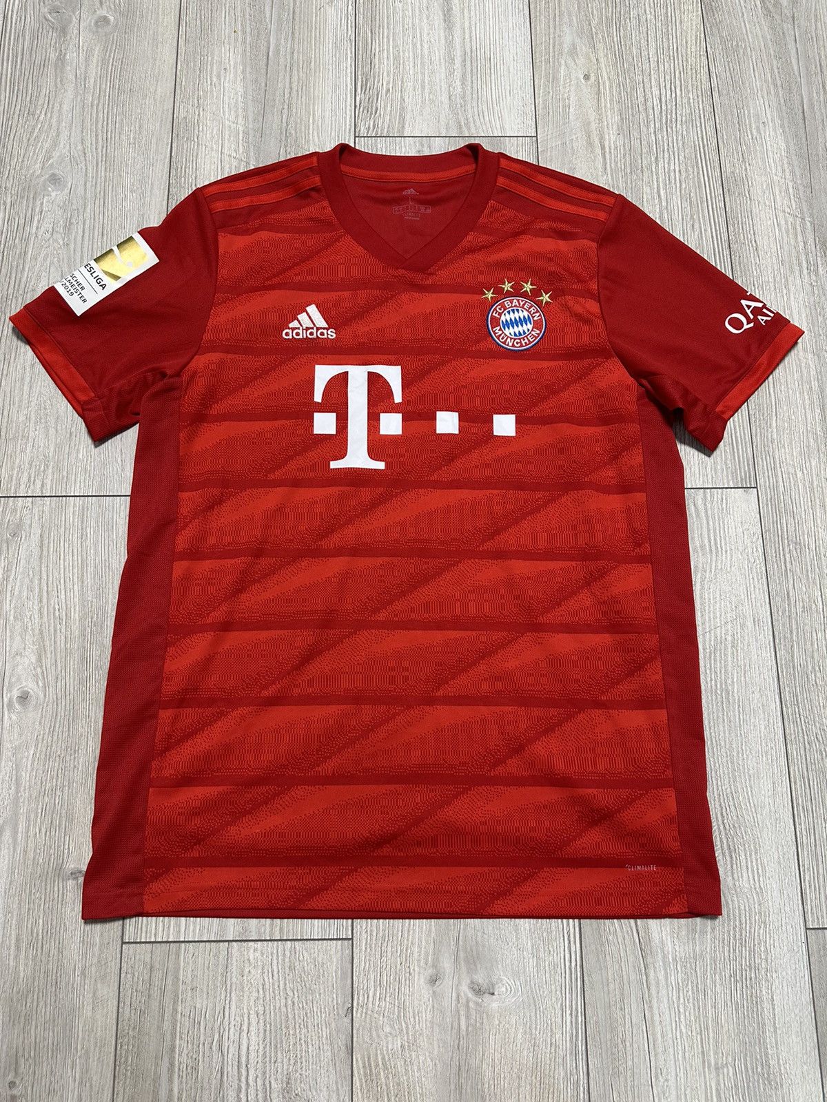 Adidas BAYERN MUNICH ADIDAS 2019/2020 FOOTBALL SOCCER HOME JERSEY Size US L / EU 52-54 / 3 - 1 Thumbnail