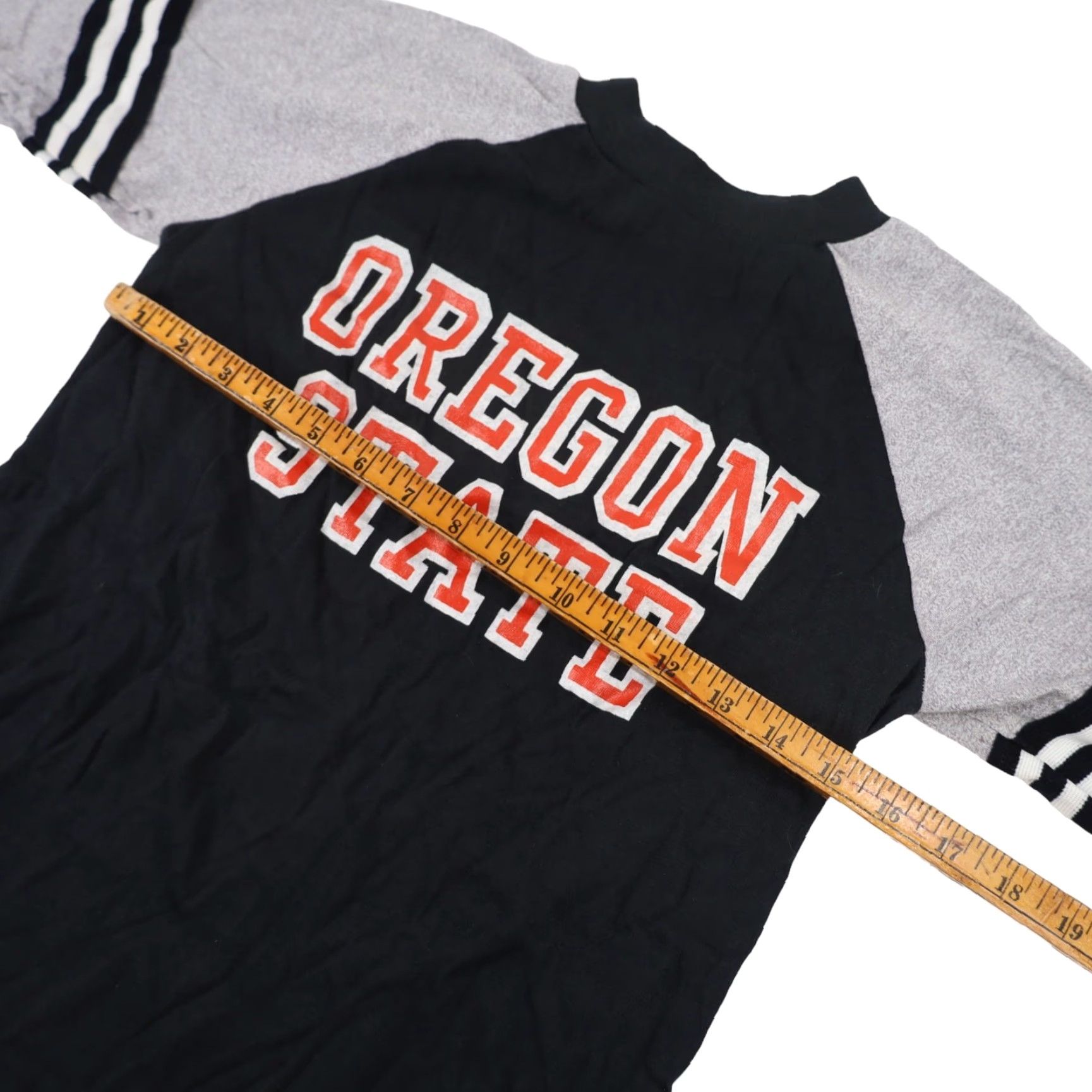 Vintage VINTAGE Oregon State College Mens T Shirt Black Small Graphic Spellout Shirt Mens Black Boys Girls Womens Mens Size US S / EU 44-46 / 1 - 7 Thumbnail