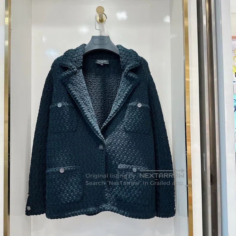Chanel Chanel 23p pocket knitted jacket Size XS / US 0-2 / IT 36-38 - 1 Thumbnail