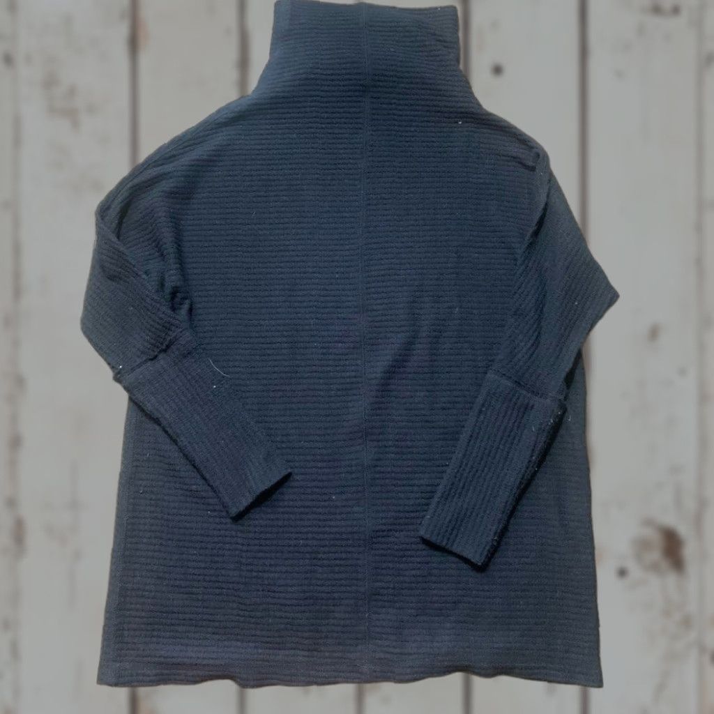 Vintage We the Free We the Free free people turtleneck funnel neck sweater XS Black Women Pullover Regular Size Free People turtleneck sweater Mens? Size XS / US 0-2 / IT 36-38 - 1 Thumbnail