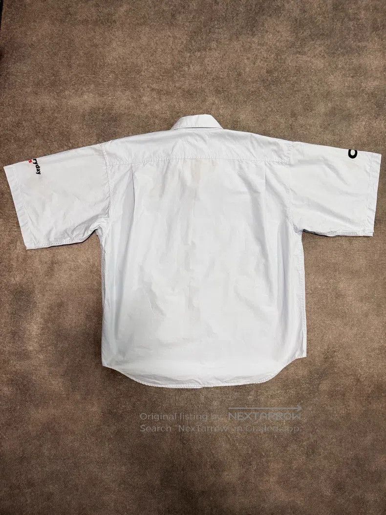 Balenciaga Balenciaga Oversized Shirt Size US S / EU 44-46 / 1 - 3 Thumbnail