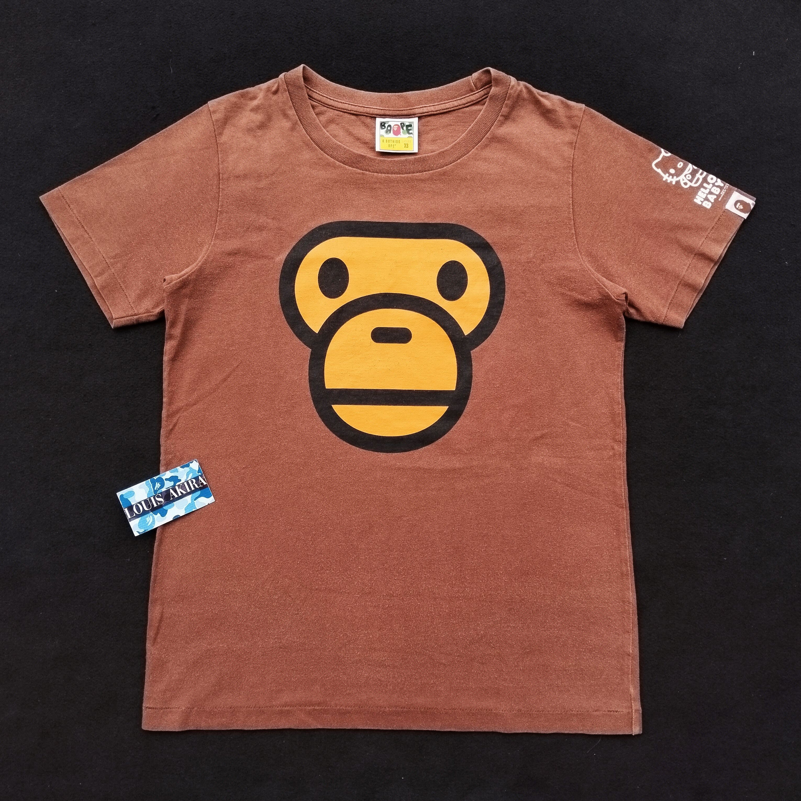 Bape 2016 Bape x Hello Kitty Valentine's Day Tee Size XS / US 0-2 / IT 36-38 - 3 Thumbnail