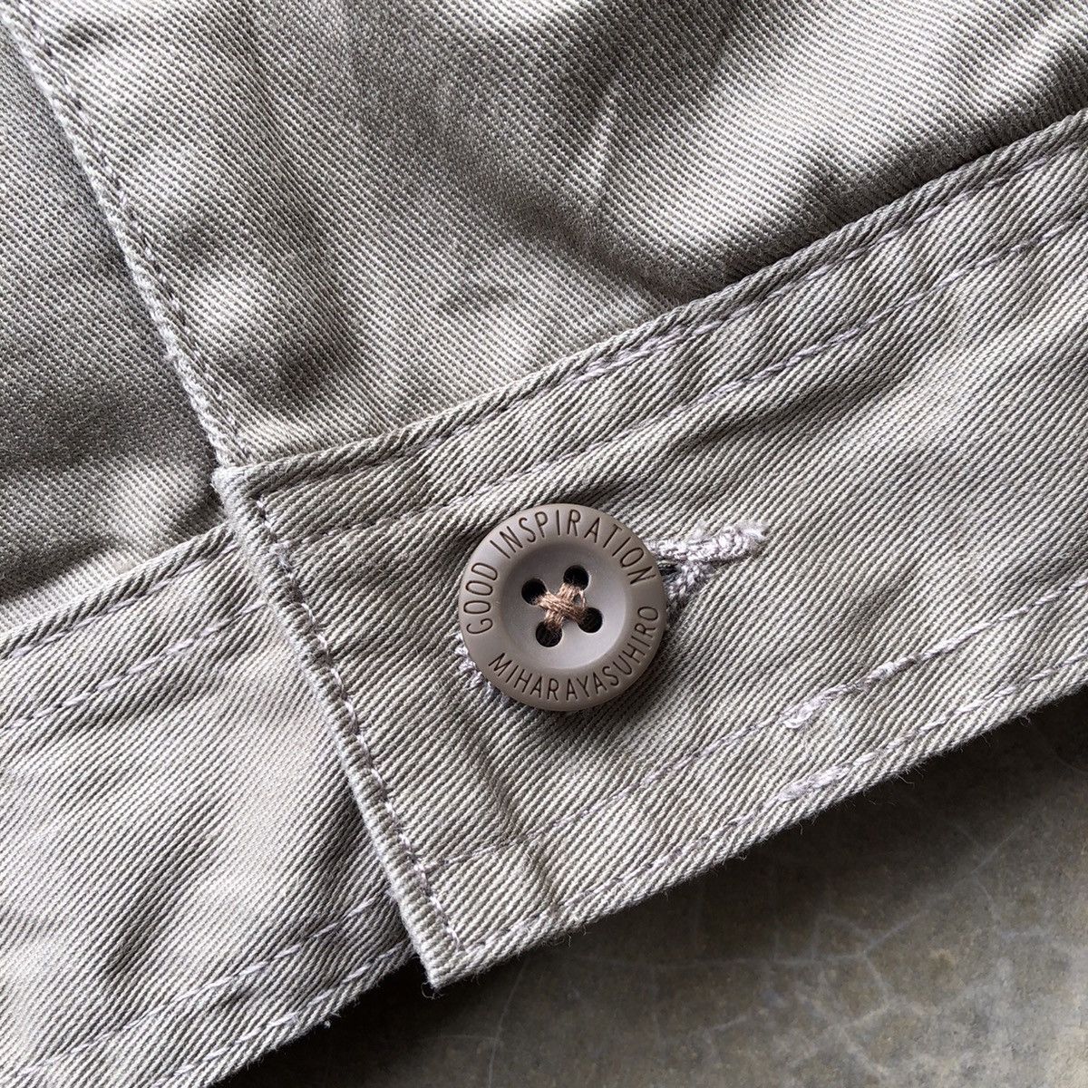 GU × Japanese Brand × Maison MIHARA YASUHIRO Maison MIHARA YASUHIRO “Good Inspiration” Chef Work Jacket Size US L / EU 52-54 / 3 - 8 Thumbnail