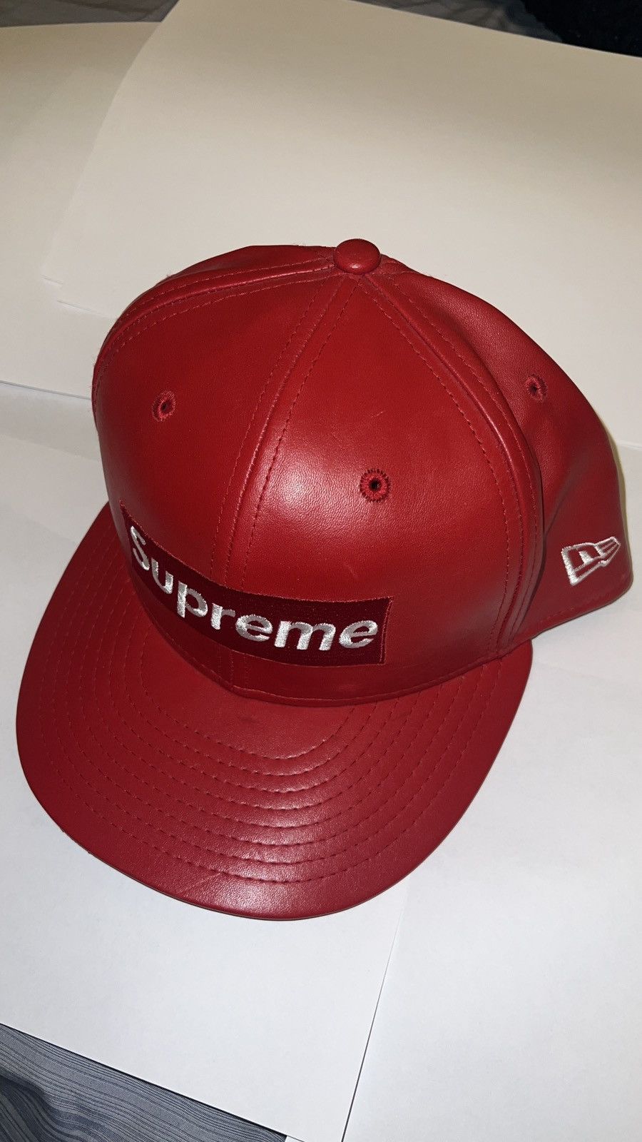 New Era × Supreme FW15 Supreme x New Era Red Leather BOGO 7 3/4 Size ONE SIZE - 3 Thumbnail