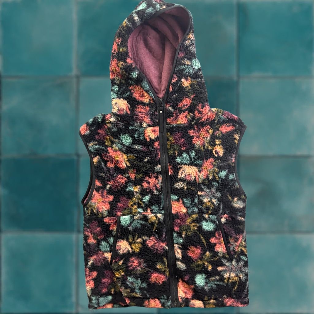 Prana prAna Vest Womens M Multicolor Floral Sherpa Fleece Hooded Zip Pockets Jacket Vest? Size M / US 6-8 / IT 42-44 - 1 Thumbnail