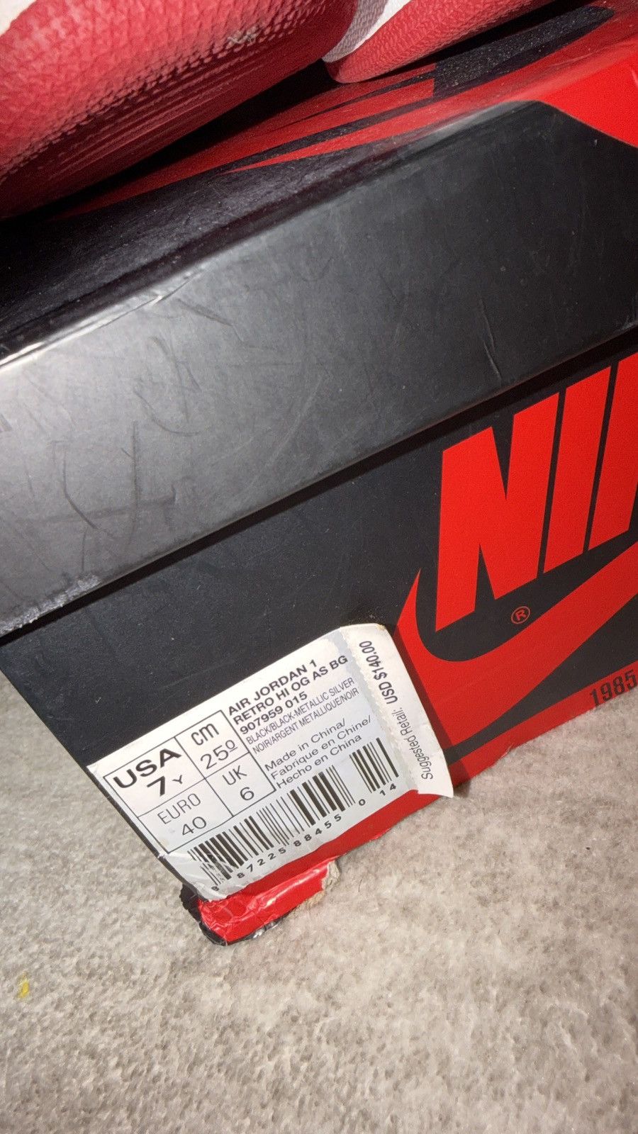 Jordan Brand Air Jordan 1 Retro High OG "Metallic Red" Size 7 Size US 7 / EU 40 - 5 Thumbnail