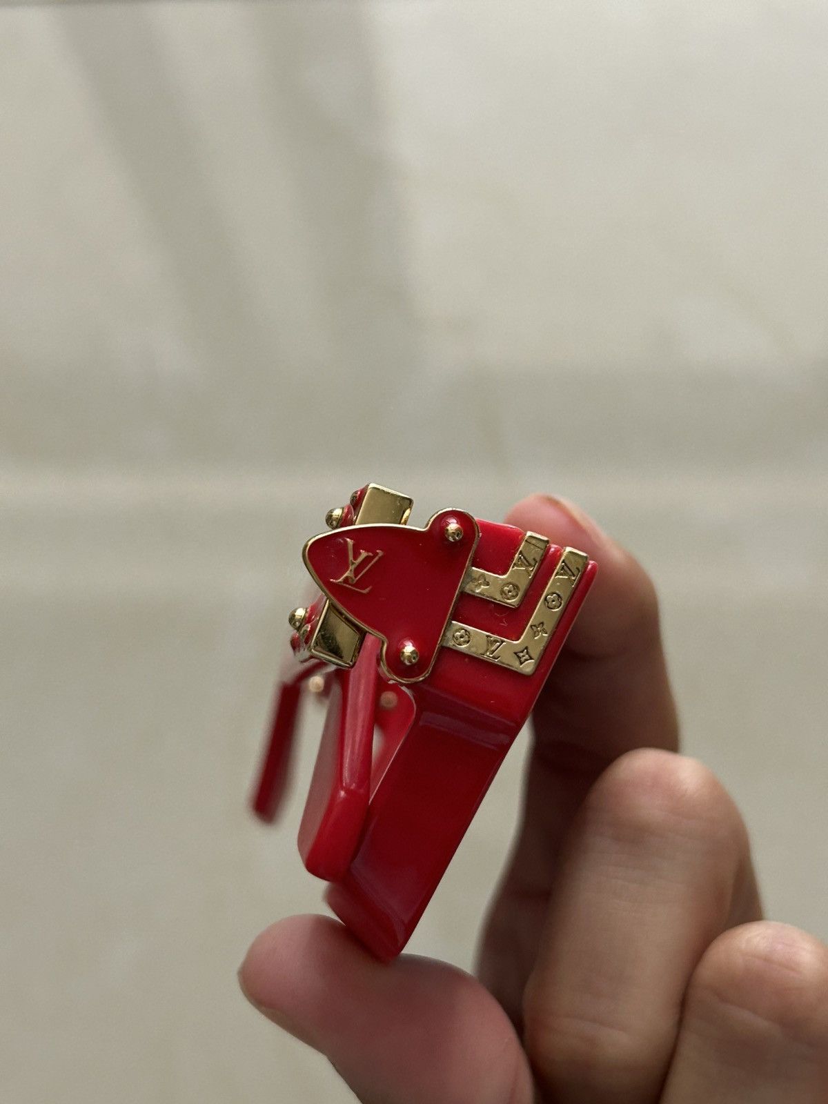 Louis Vuitton Louis Vuitton Red Millionaires Size ONE SIZE - 5 Thumbnail