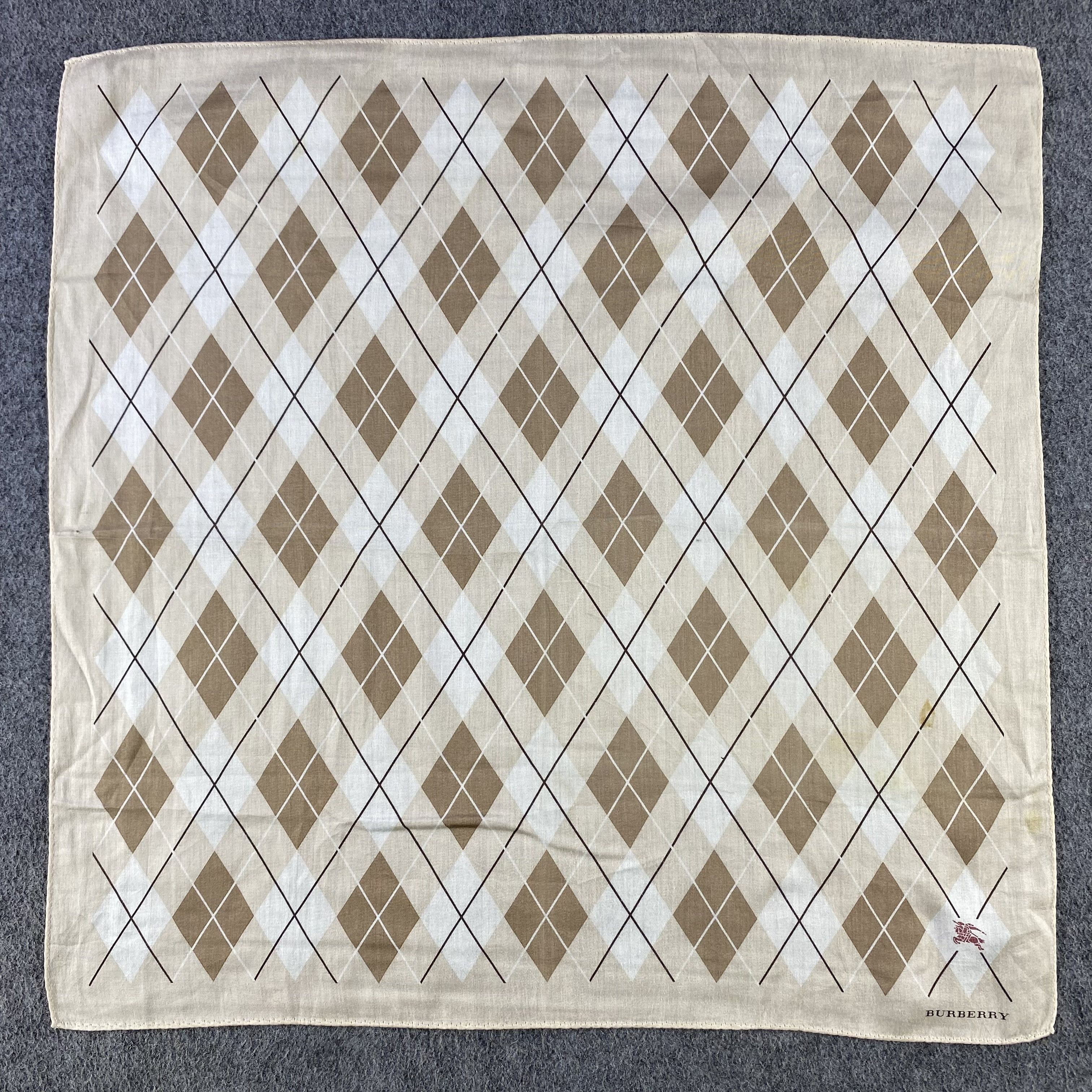 Burberry × Vintage Burberry Handkerchief/Neckerchief/Bandana HC571 Size ONE SIZE - 1 Thumbnail
