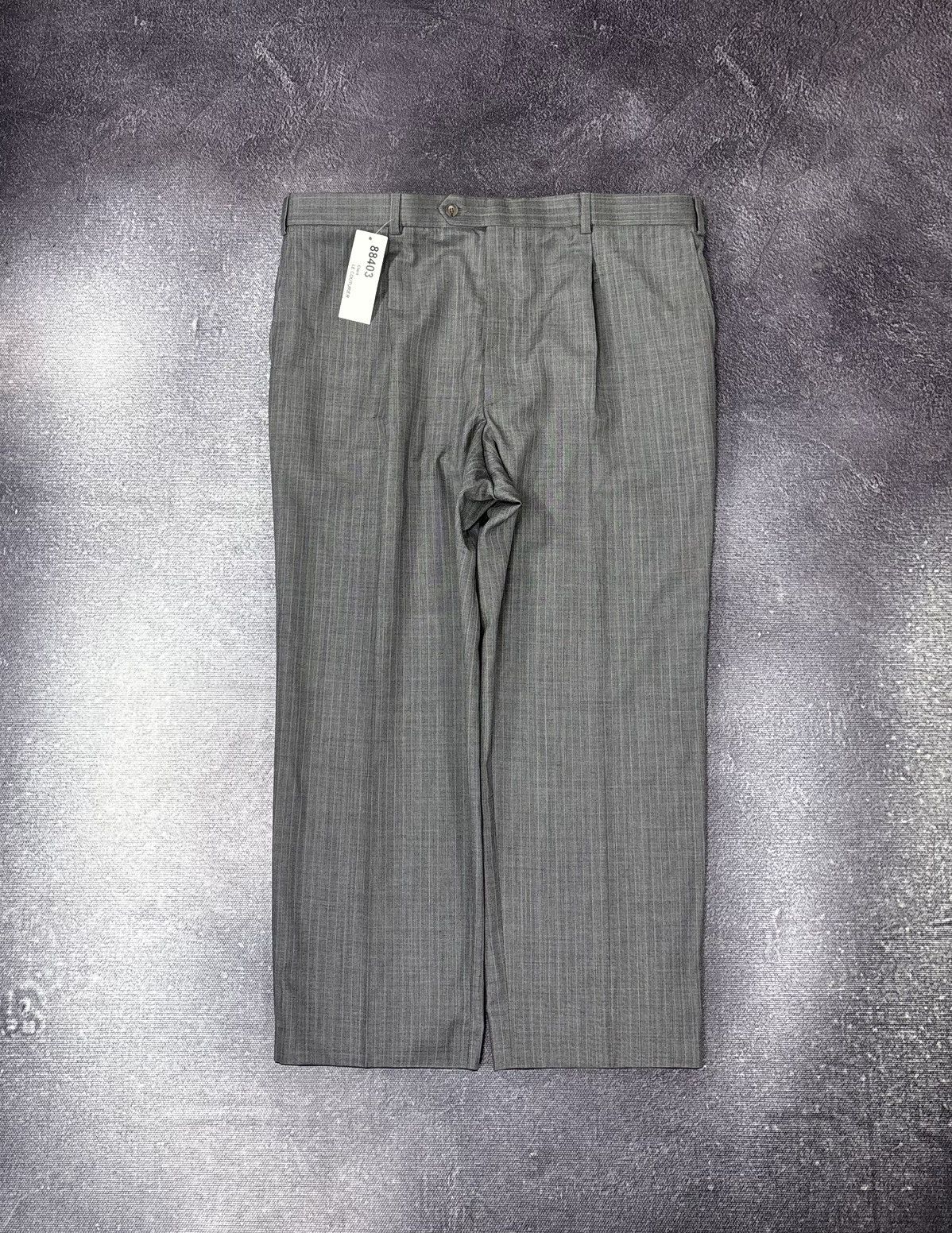 Other Bespoke Dormeuil Men’s 2-Piece Grey Pinstripe Wool Suit Size 52R - 12 Thumbnail