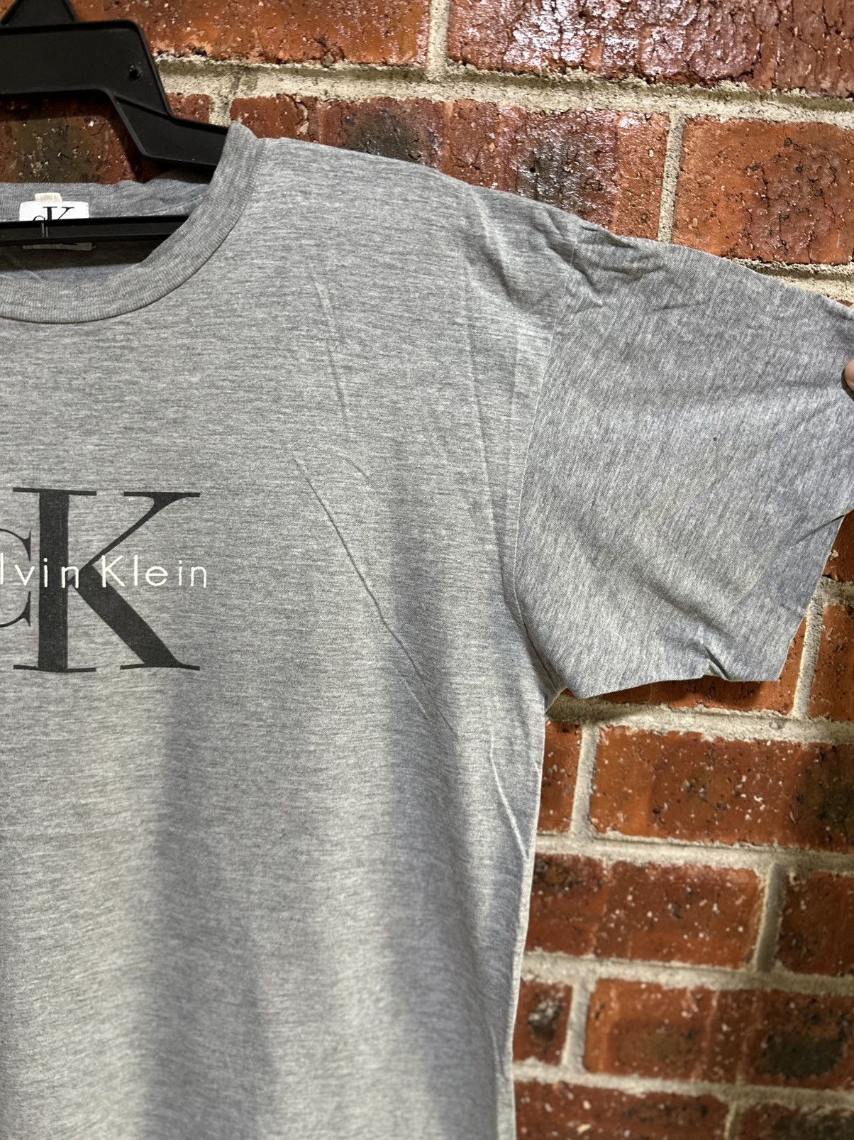 Calvin Klein Vintage Calvin Klein Faded Tee Size US L / EU 52-54 / 3 - 4 Thumbnail