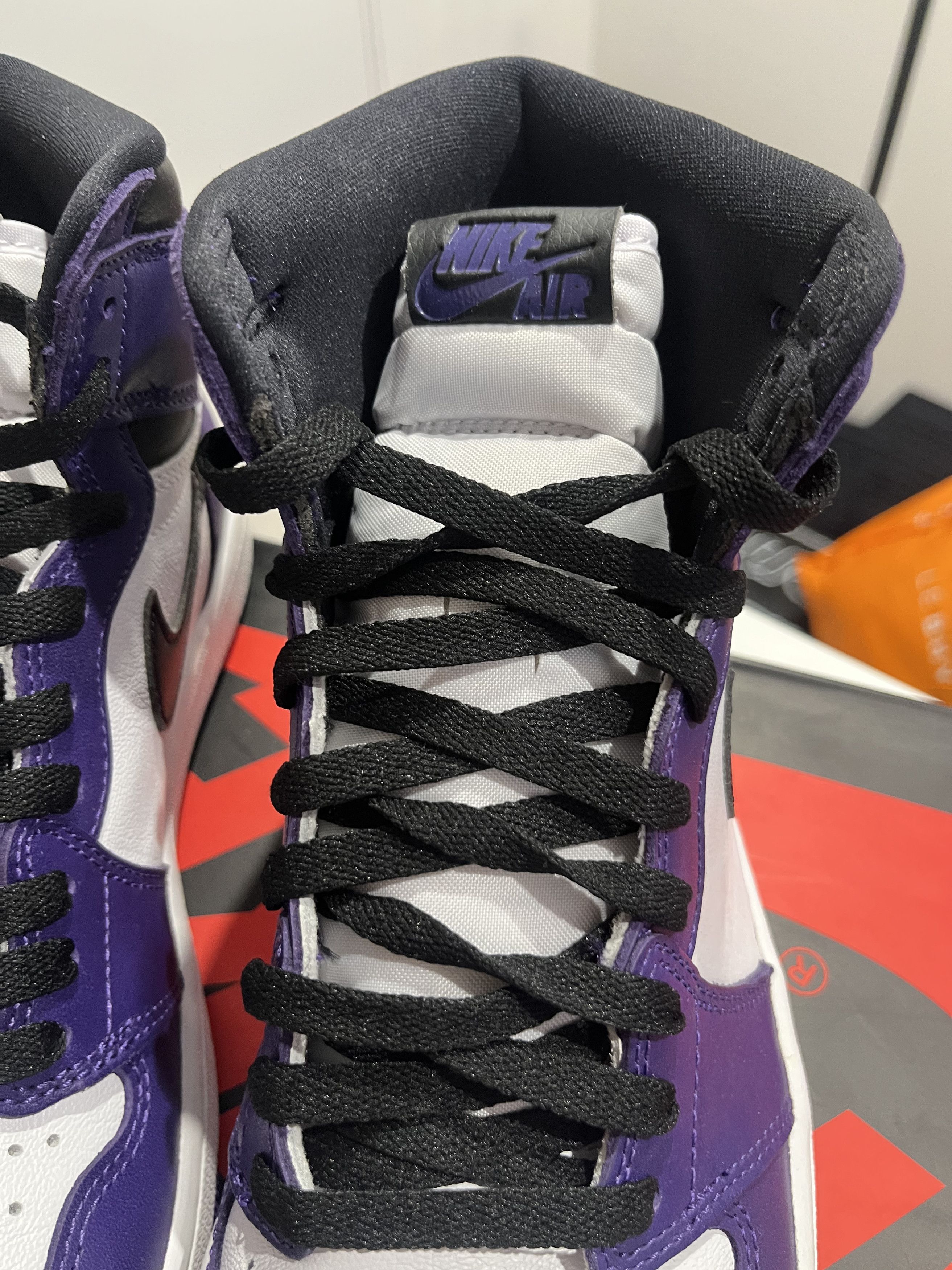 Nike Nike Air Jordan 1 Retro High OG Size US 9.5 / EU 42-43 - 3 Thumbnail