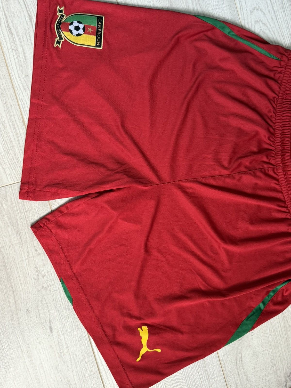 Puma × Vintage Vintage Cameroun Puma soccer jersey shorts Size US 34 / EU 50 - 2 Thumbnail