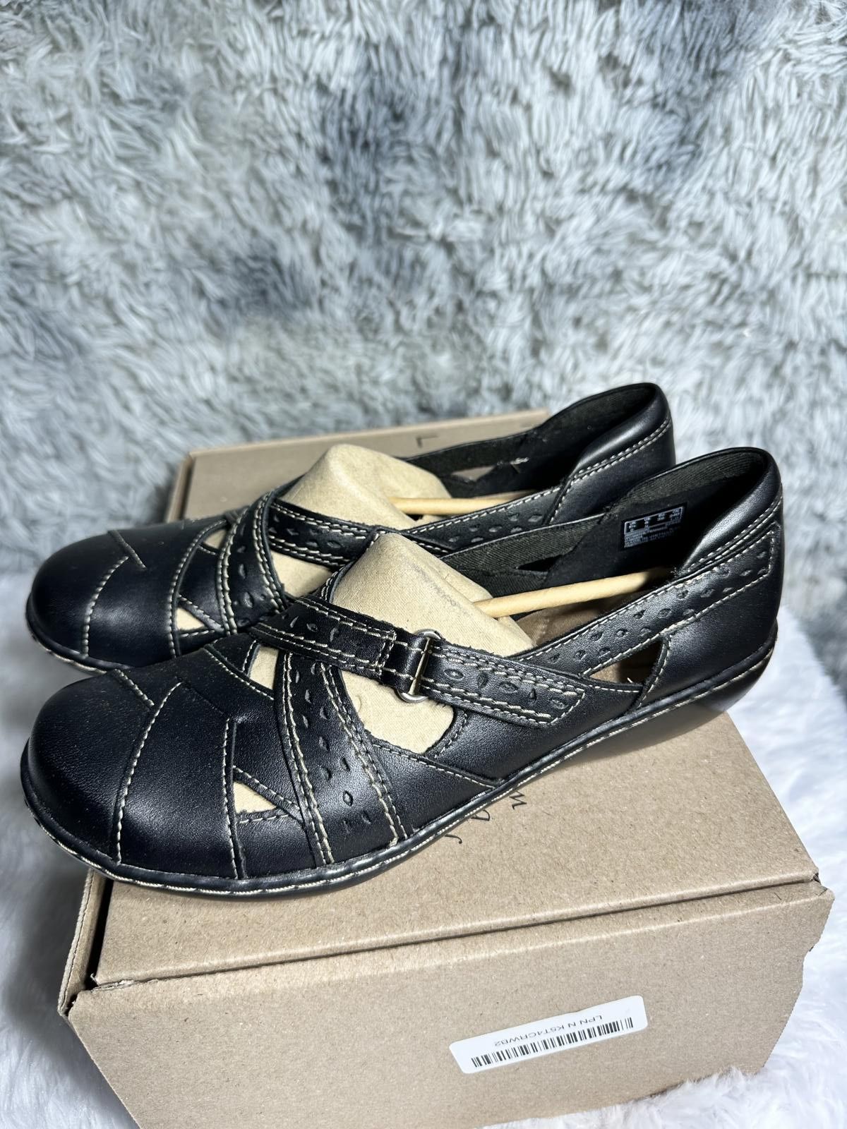 Clarks Clarks Black Leather Mary Jane Flats Shoes Size US 8 / IT 38 - 2 Thumbnail