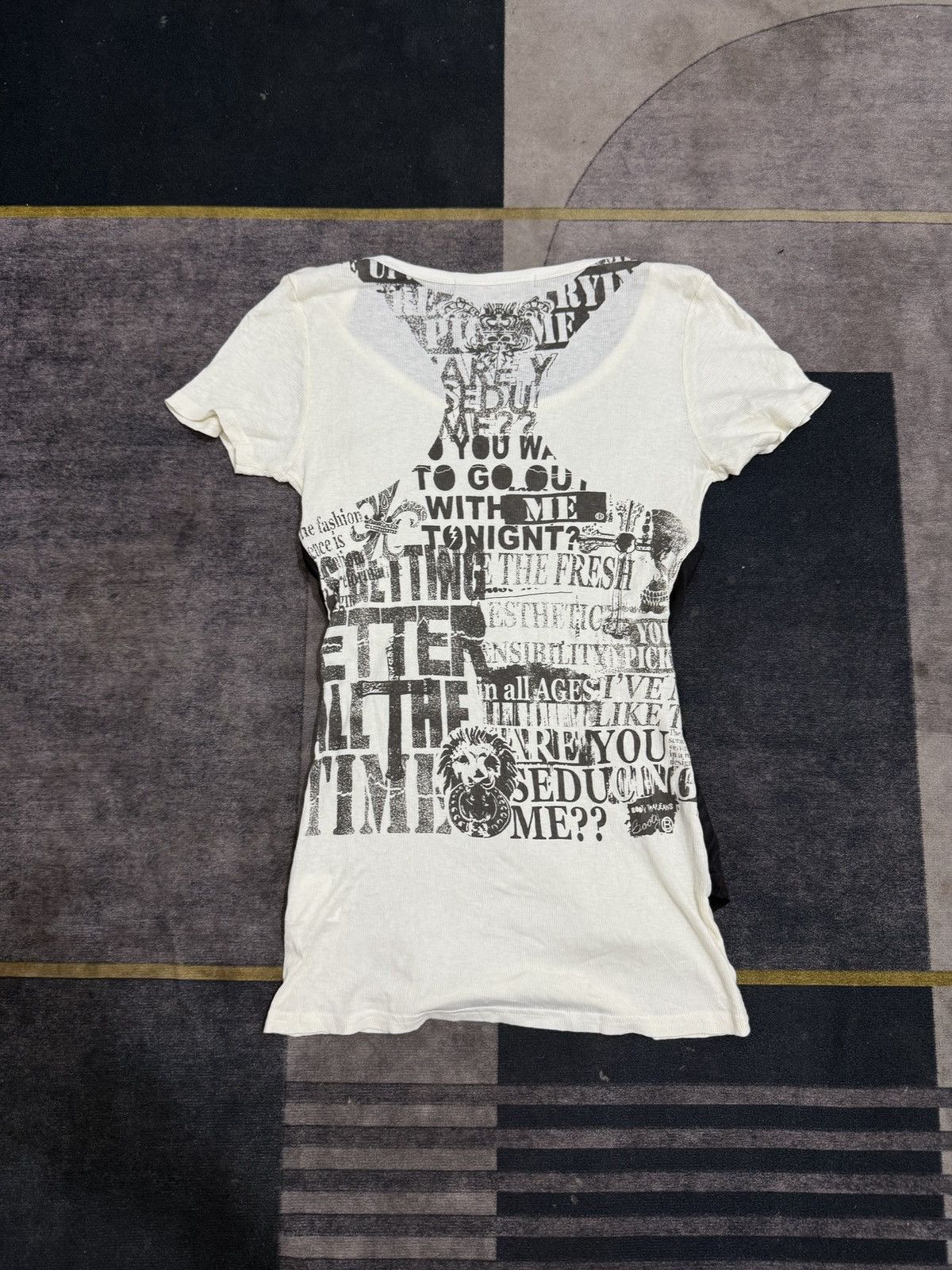 Other Y2K BOUNTY TRAPS IFSIX STYLE TSHIRT Size M / US 6-8 / IT 42-44 - 1 Thumbnail