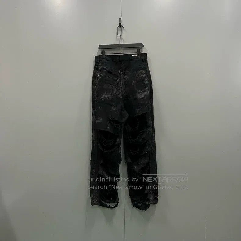 Balenciaga Balenciaga size S Black Vintage Destroyed Dirty Jeans Size US 27 - 2 Thumbnail