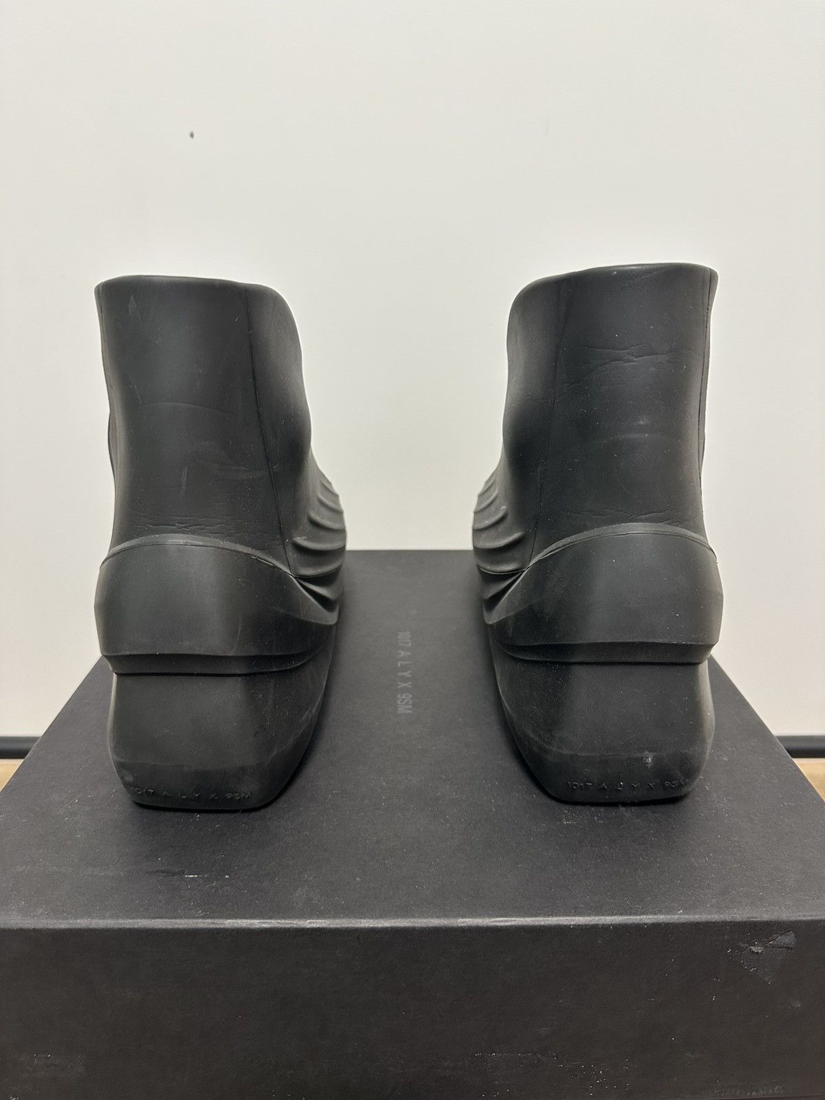 1017 ALYX 9SM 1017 ALYX 9SM Mono Boots, size 42 it Size US 9.5 / EU 42-43 - 3 Thumbnail