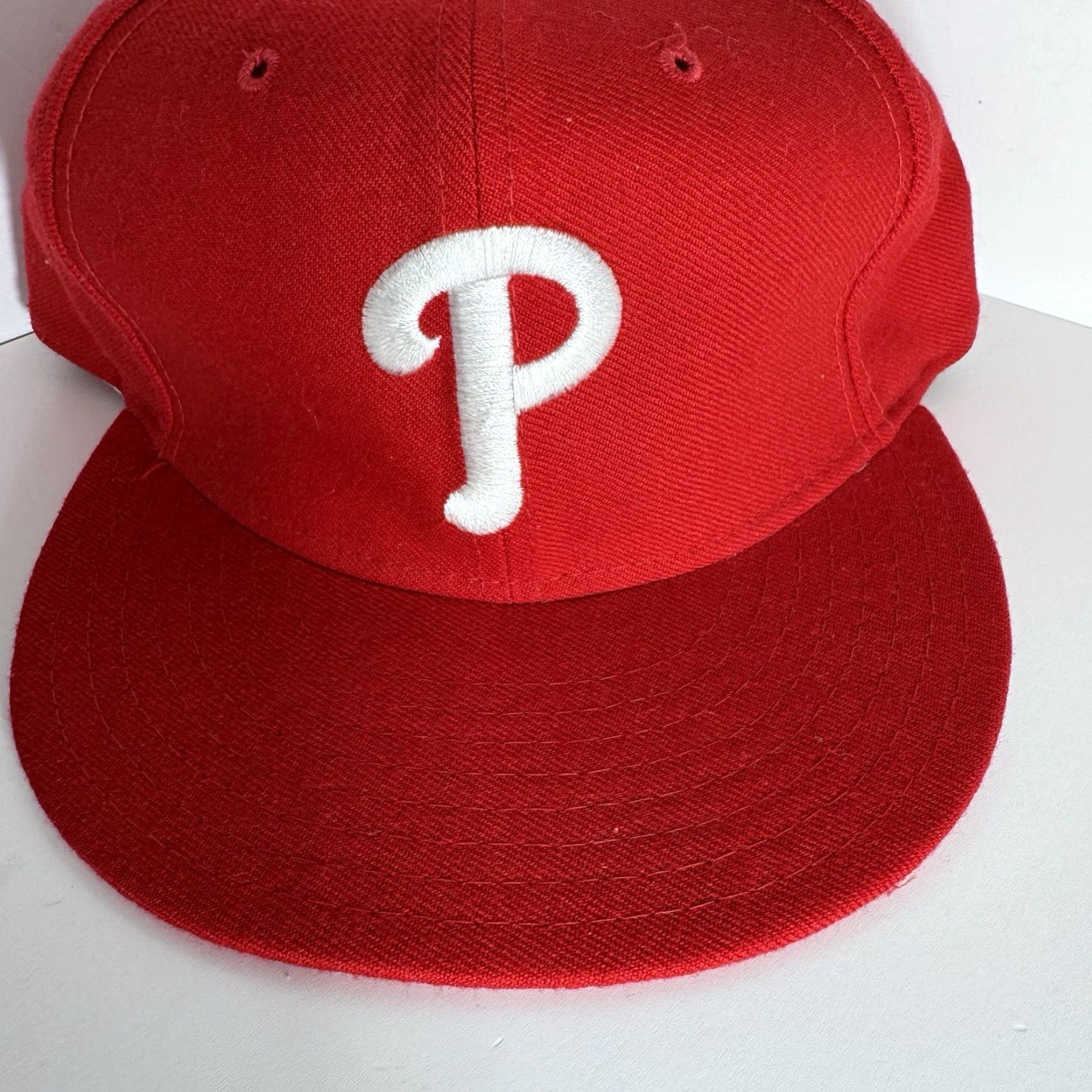 New Era VINTAGE New Era Wool Philadelphia Phillies 7 5/8 Diamond Collection Red USA Made Hat Adults Unisex Phillies 90s Baseball Cap Size ONE SIZE - 3 Thumbnail