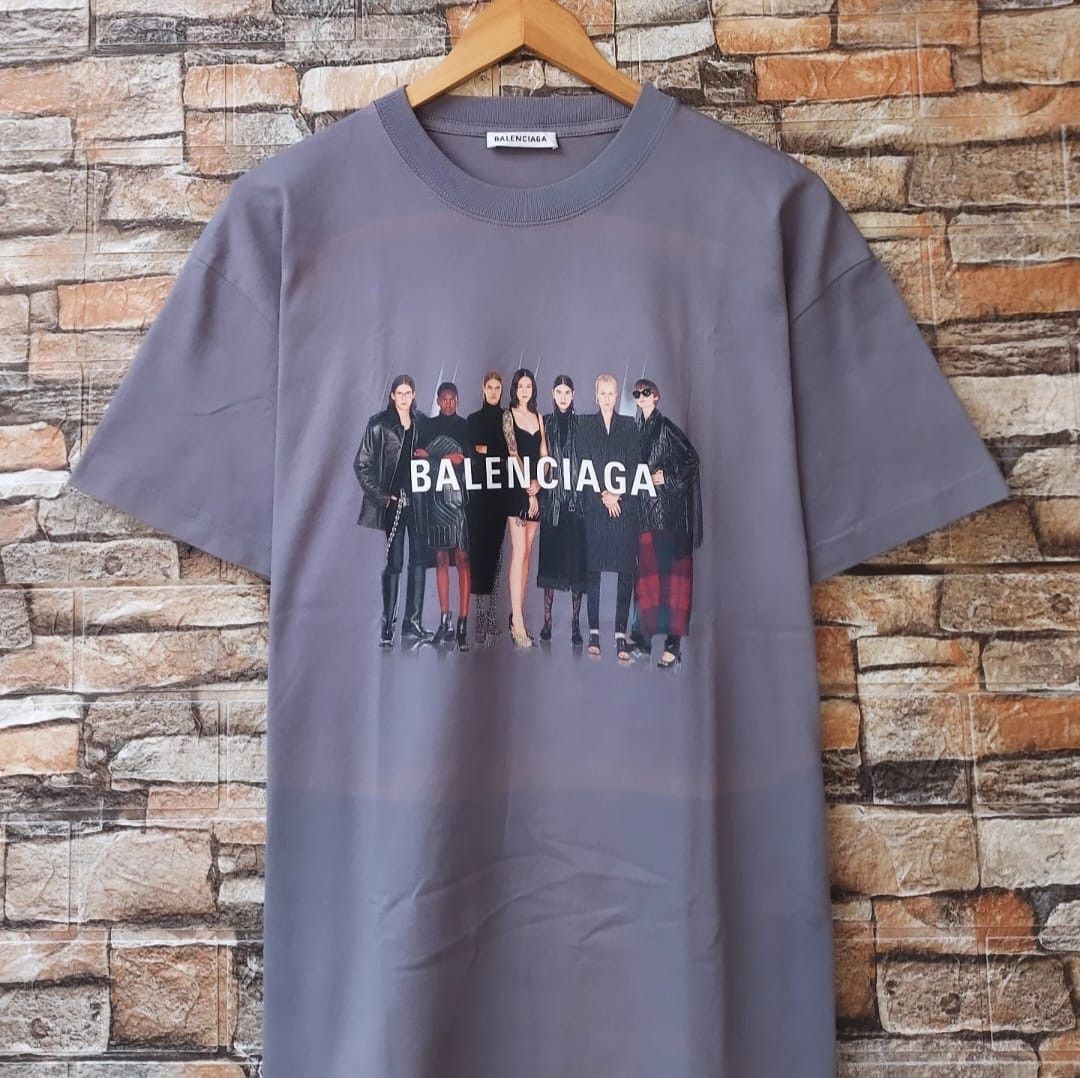 Balenciaga BALENCIAGA FAMILY PORTRAIT Size US M / EU 48-50 / 2 - 2 Thumbnail