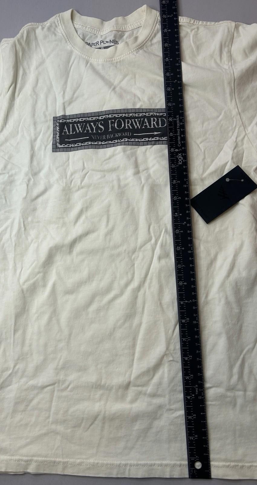 Paper Planes Paper Planes Greatness Is A Process Always Forward Small NWT Size US S / EU 44-46 / 1 - 4 Thumbnail