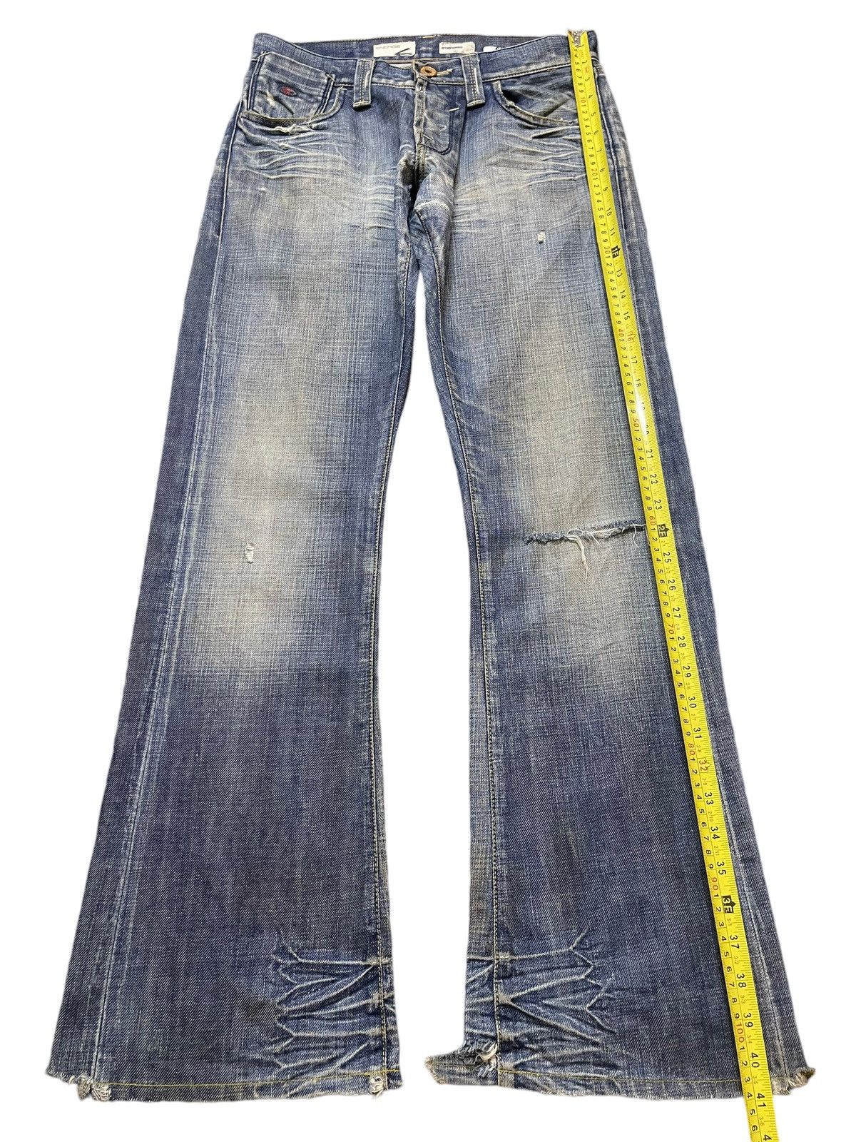 Energie Vintage Italian Energie Blue Faded Wash Distress Flare Jeans Size US 30 / EU 46 - 13 Thumbnail