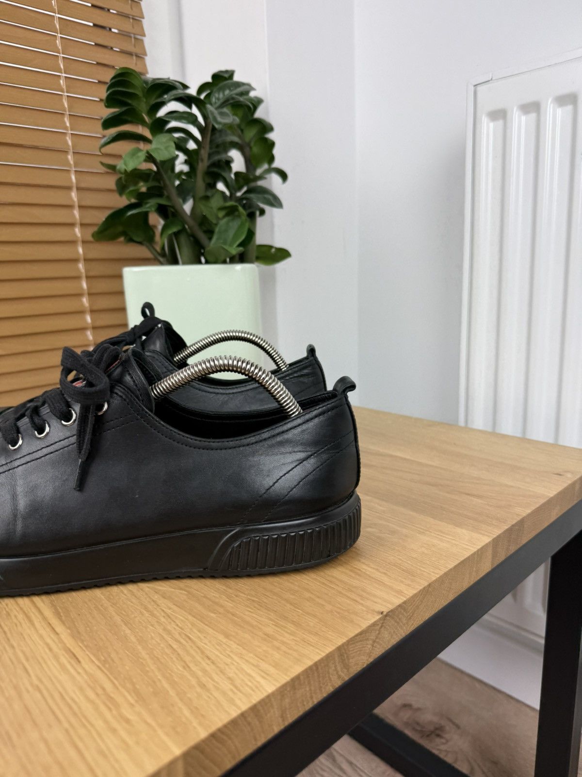 Prada PRADA Leather Sneakers shoes boots archive rap sport Size US 8 / EU 41 - 2 Thumbnail