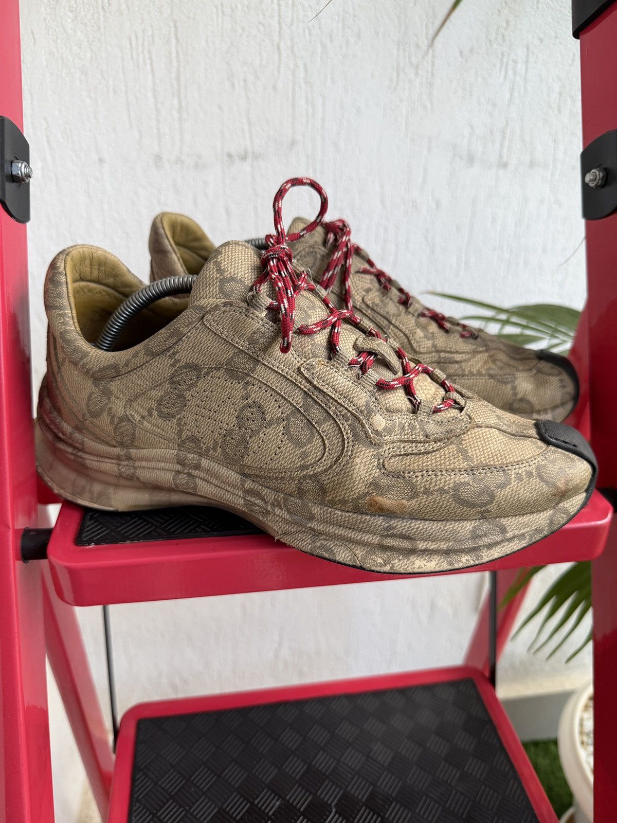 Gucci Gg monogram Run sneaker Size US 9.5 / EU 42-43 - 3 Thumbnail