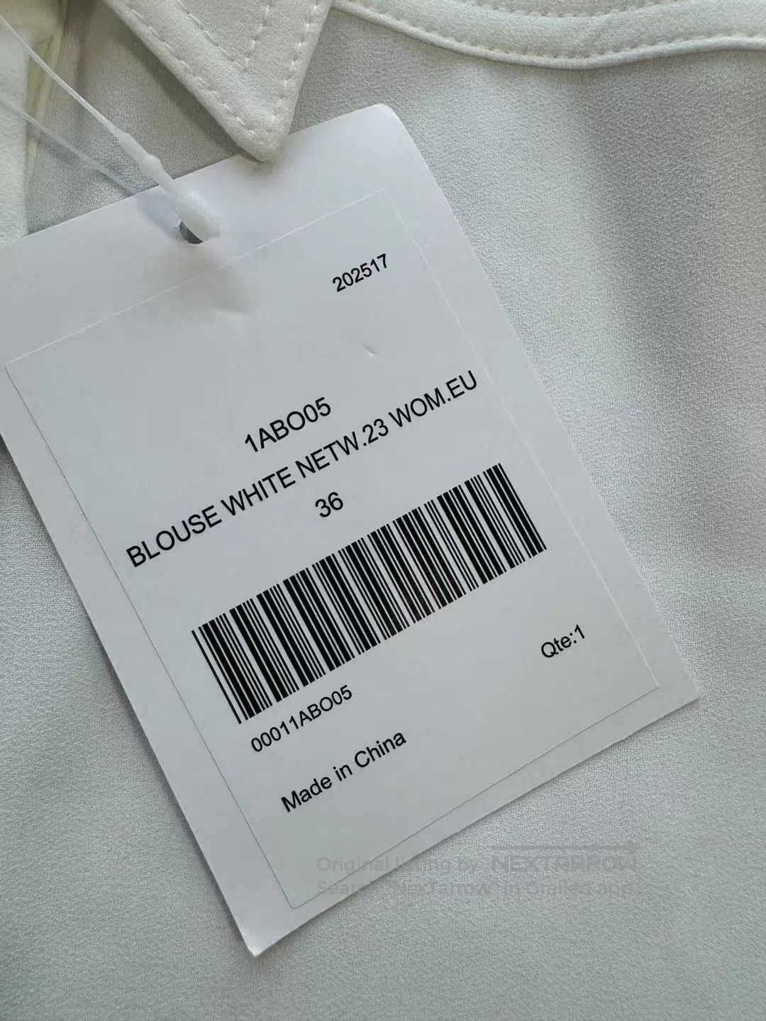 Louis Vuitton Louis Vuitton White Gold Button Utility Shirt. Size XS / US 0-2 / IT 36-38 - 3 Thumbnail