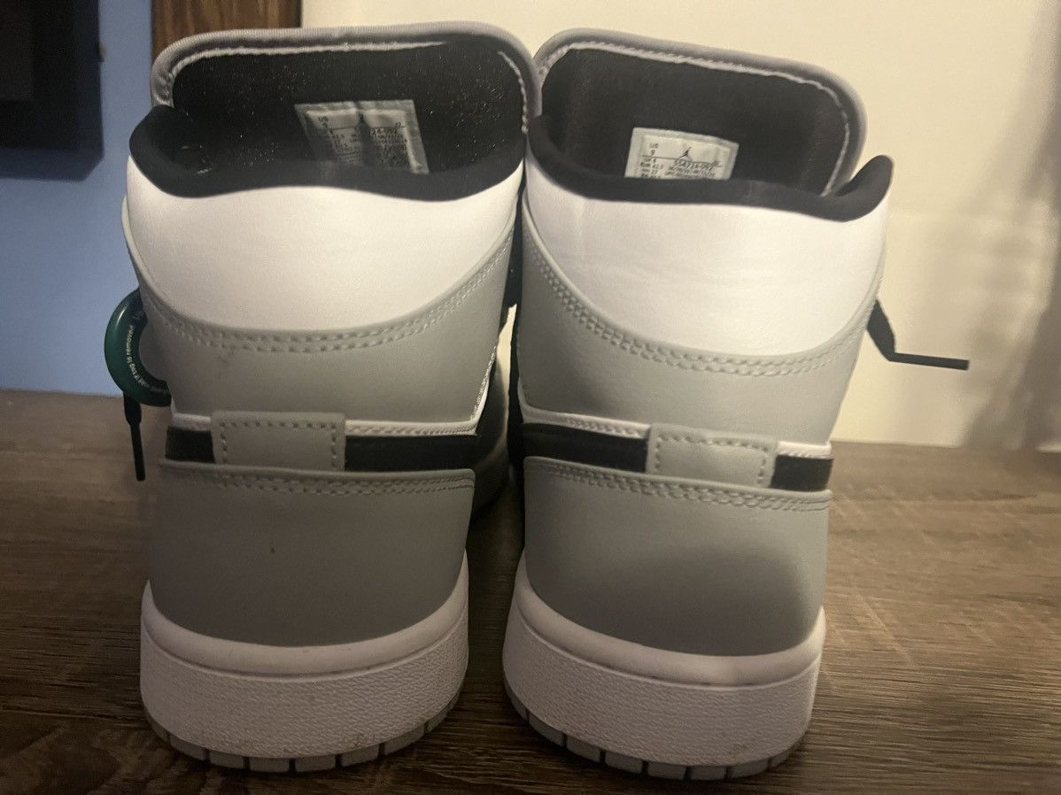 Nike AIR JORDAN 1 MID Size US 9 / EU 42 - 4 Thumbnail