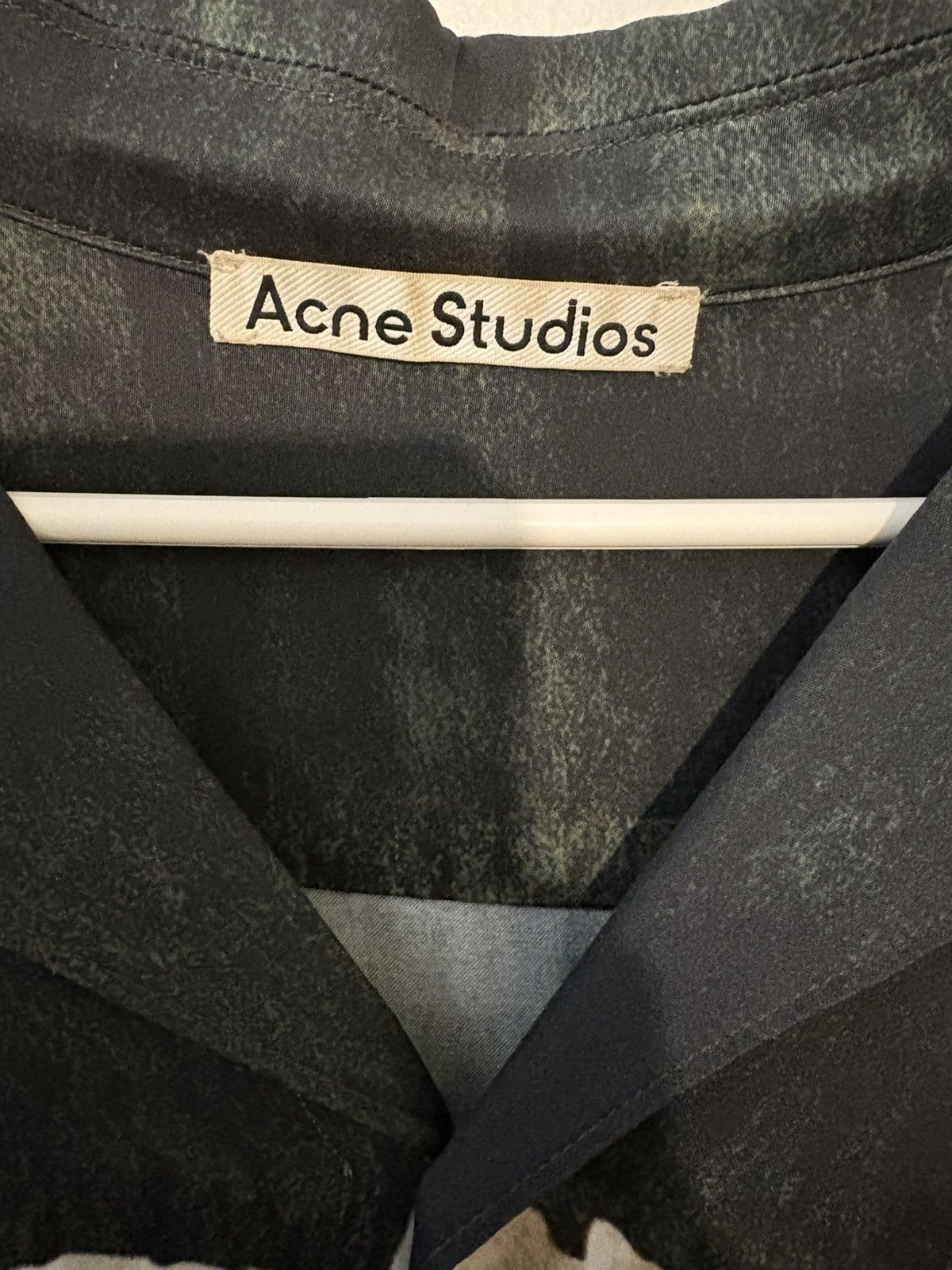 Acne Studios Acne Studios Flower button-up Size US M / EU 48-50 / 2 - 3 Thumbnail