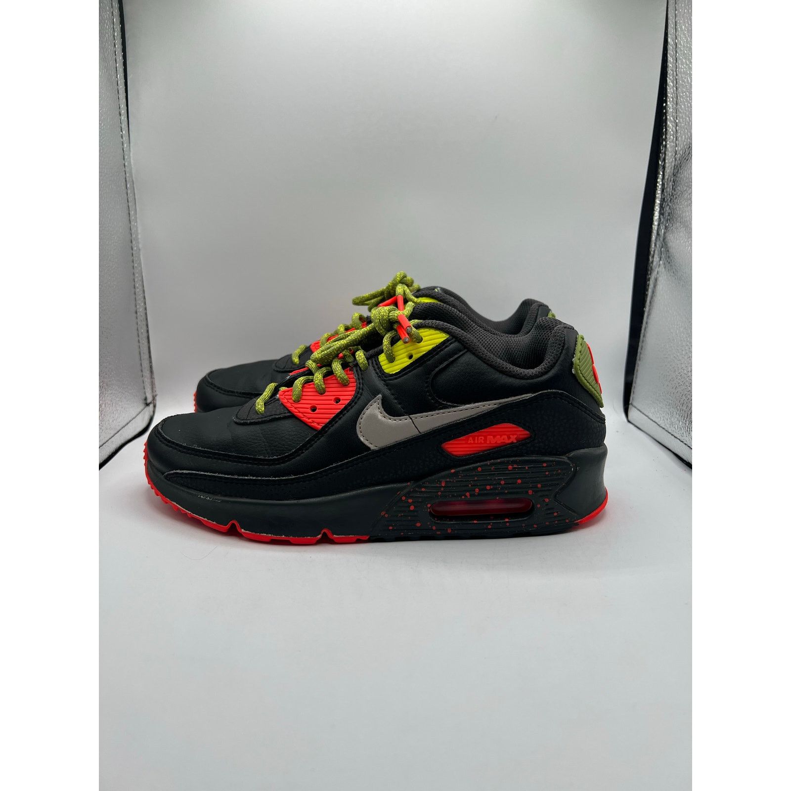 Nike Nike Air Max 90 GS “black Asparagus” Size 6 Y Size US 6 / IT 36 - 1 Thumbnail