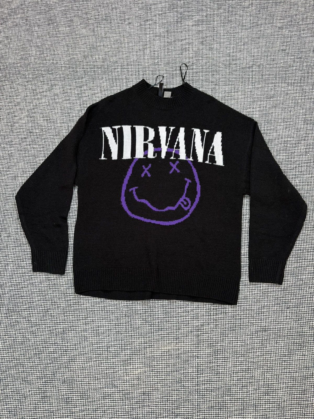 Nirvana H&M Nirvana fuzzy knit jumper sweater grunge alt avant garde Size US S / EU 44-46 / 1 - 1 Thumbnail