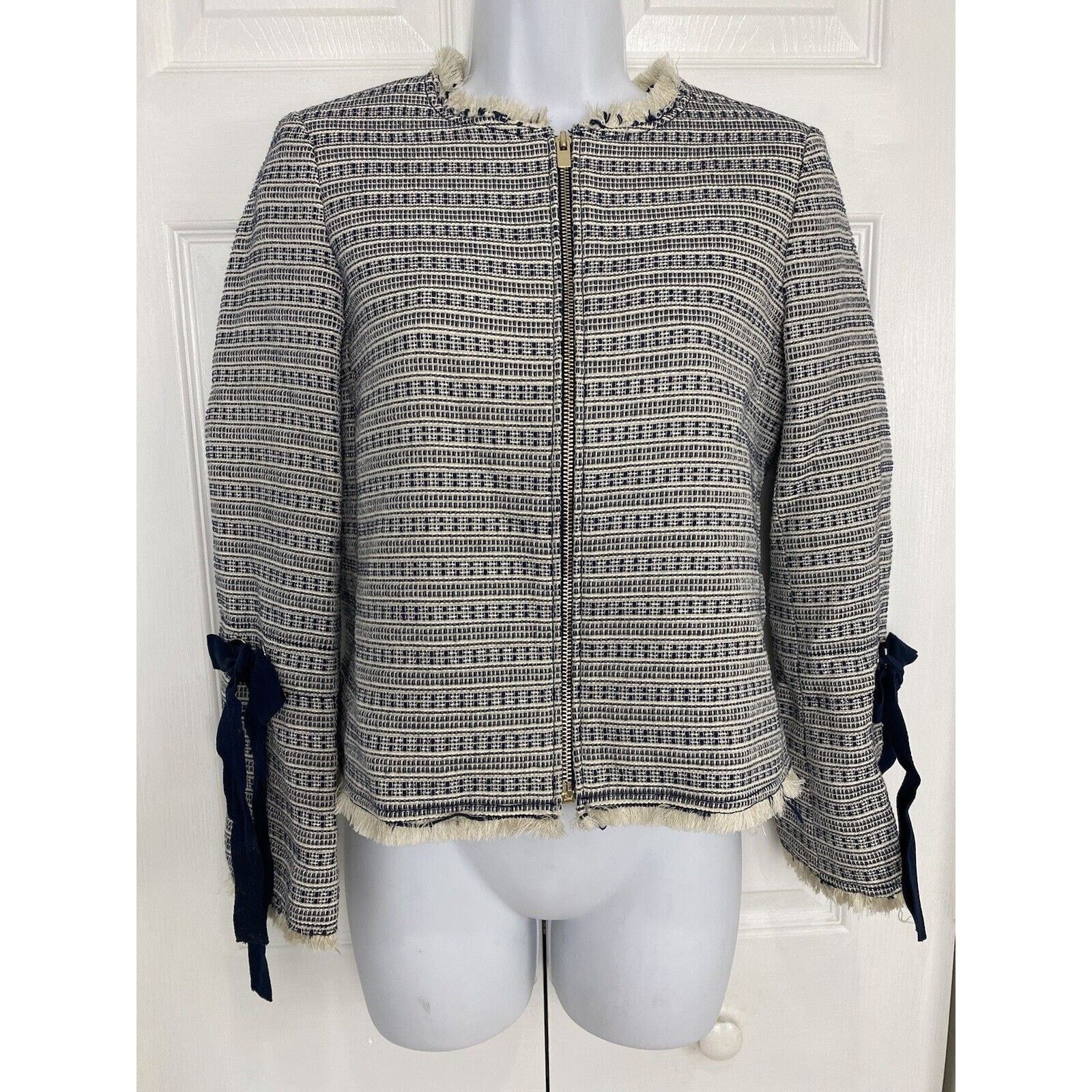 Club Monaco CLUB MONACO Parelle Manteaux Cropped Zip Jacket Tweed Bows Size XS / US 0-2 / IT 36-38 - 5 Thumbnail