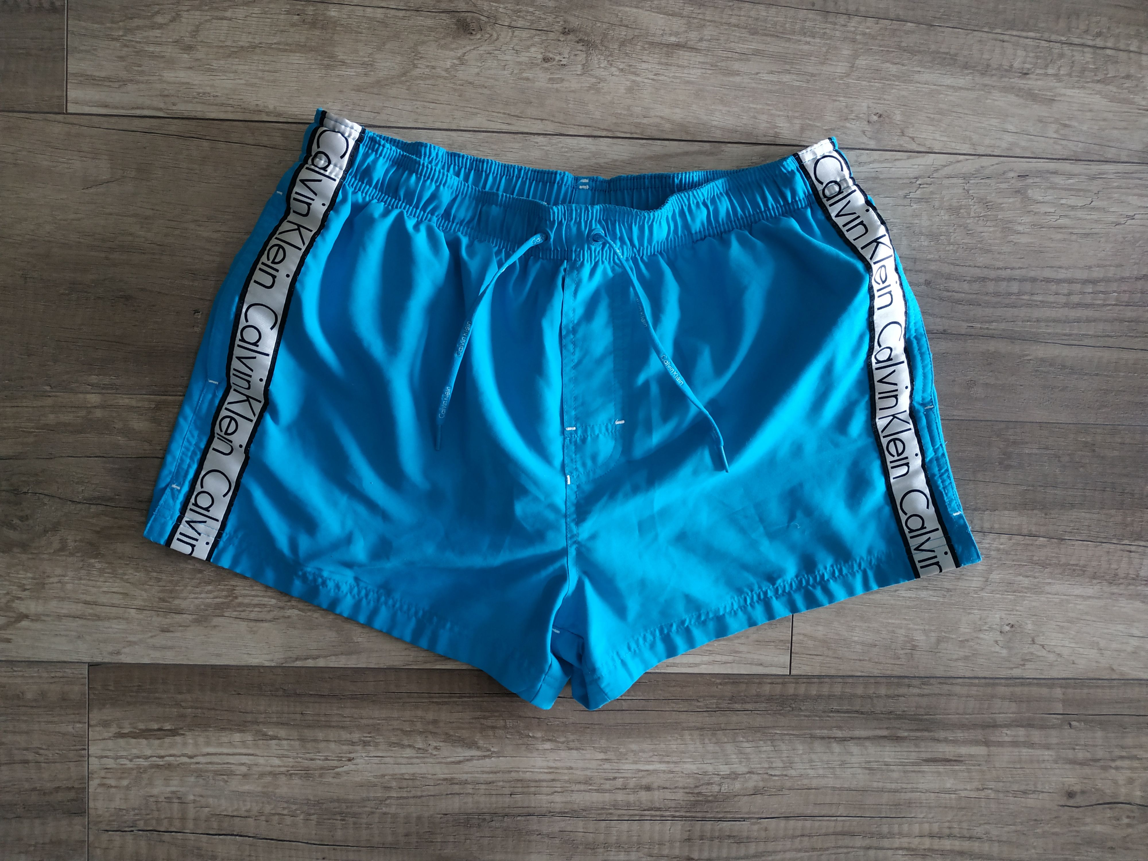 Calvin Klein Calvin Klein Men's Shorts/Beach Shorts/Swimwear, s. MEDIUM Size US 31 - 2 Thumbnail