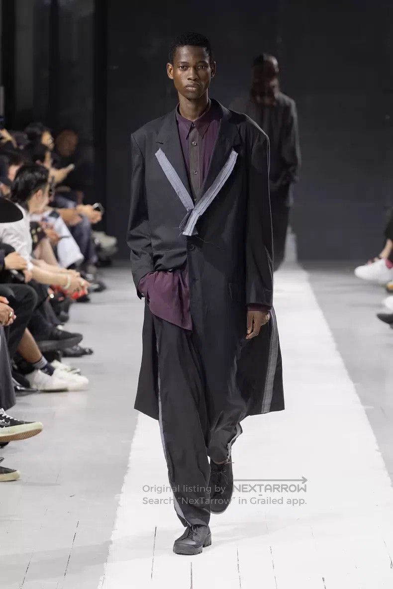 Yohji Yamamoto Yohji Yamamoto 24ss signature y patch walking coat Size US S / EU 44-46 / 1 - 2 Thumbnail