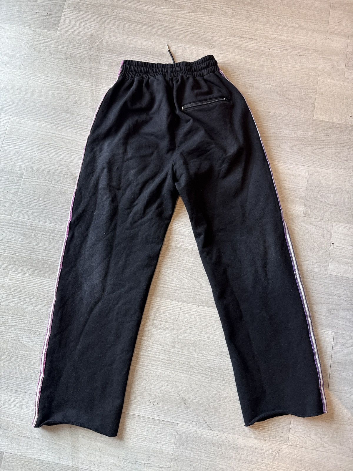 HMDD Happy memories don’t die hmdd berry track pants xs Size US 28 / EU 44 - 2 Thumbnail